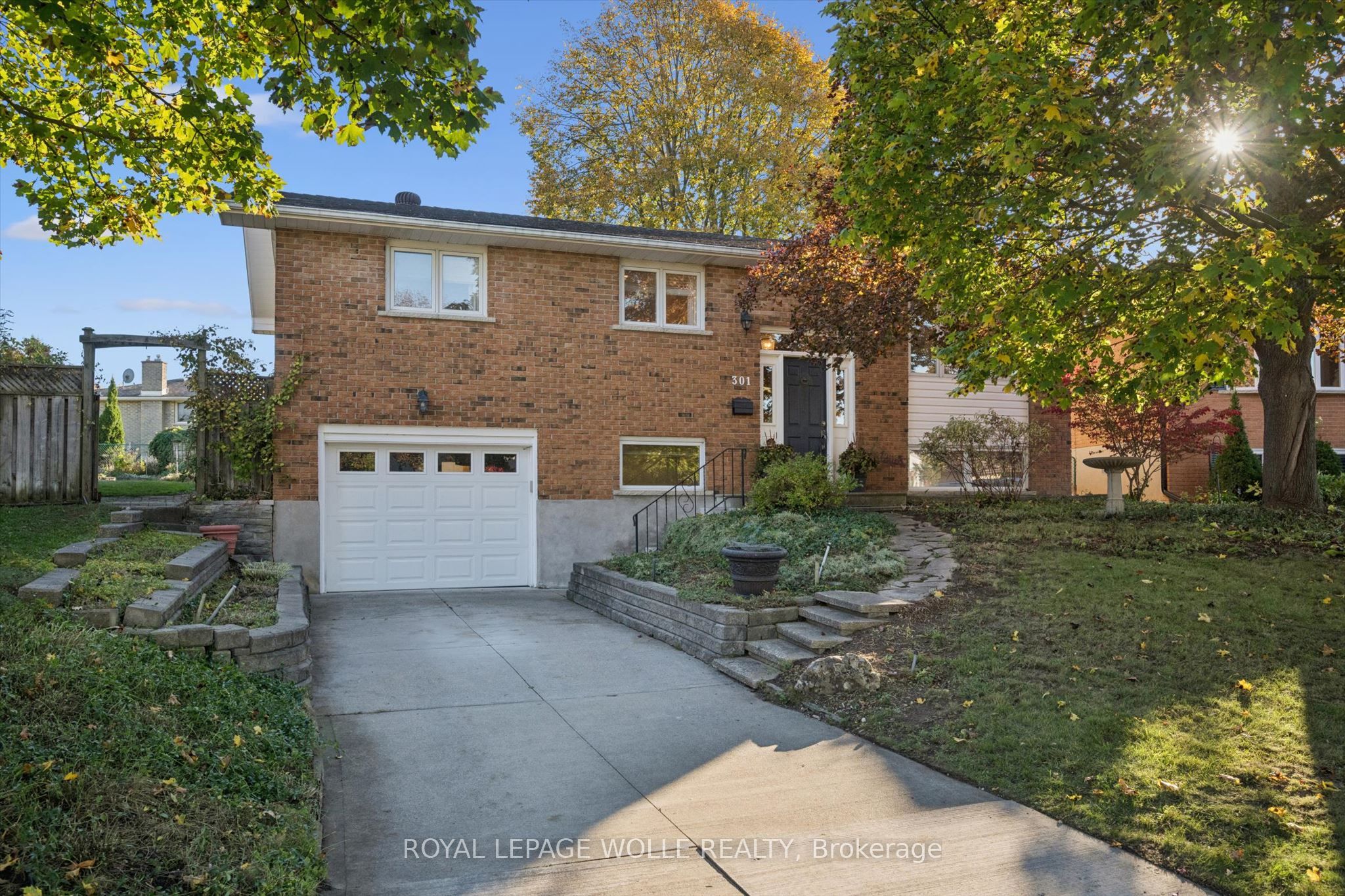 301 Martindale Crescent Property Photo 1