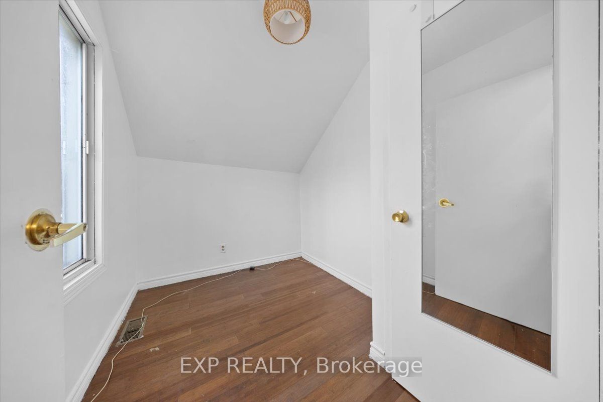 445 Hilson Avenue Property Photo 12