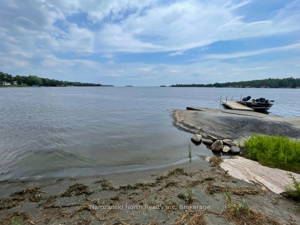 151 B Avenue Du Lac Avenue Property Photo 2