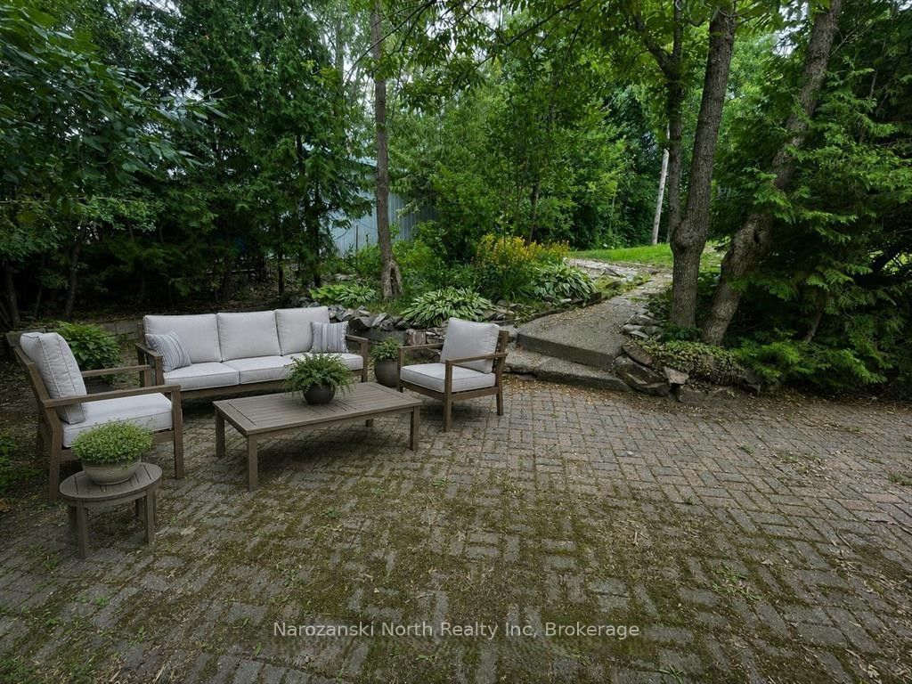 151 B Avenue Du Lac Avenue Property Photo 4