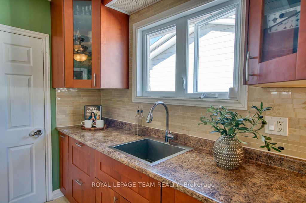 196 Allison Avenue Property Photo 12