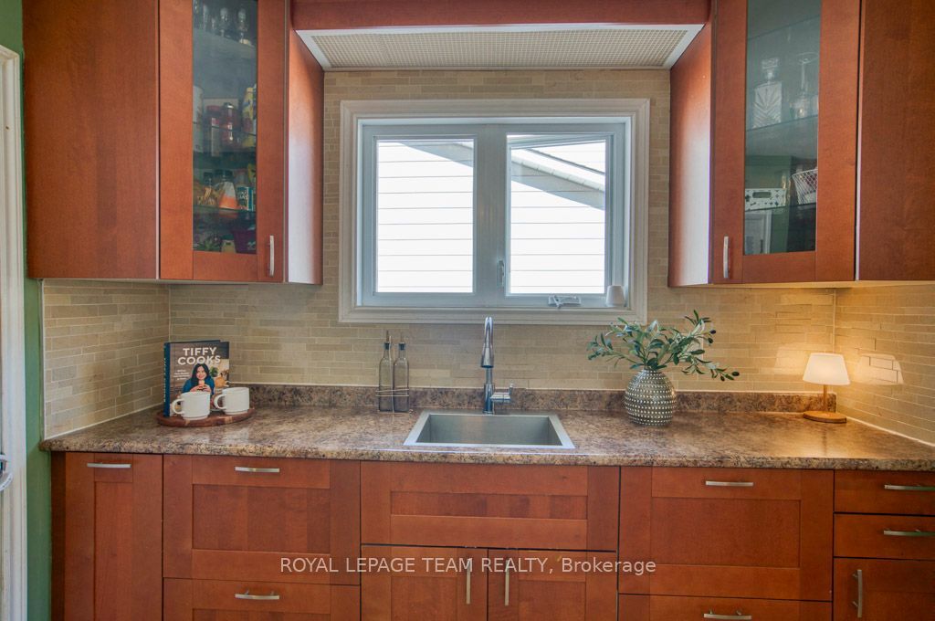 196 Allison Avenue Property Photo 13