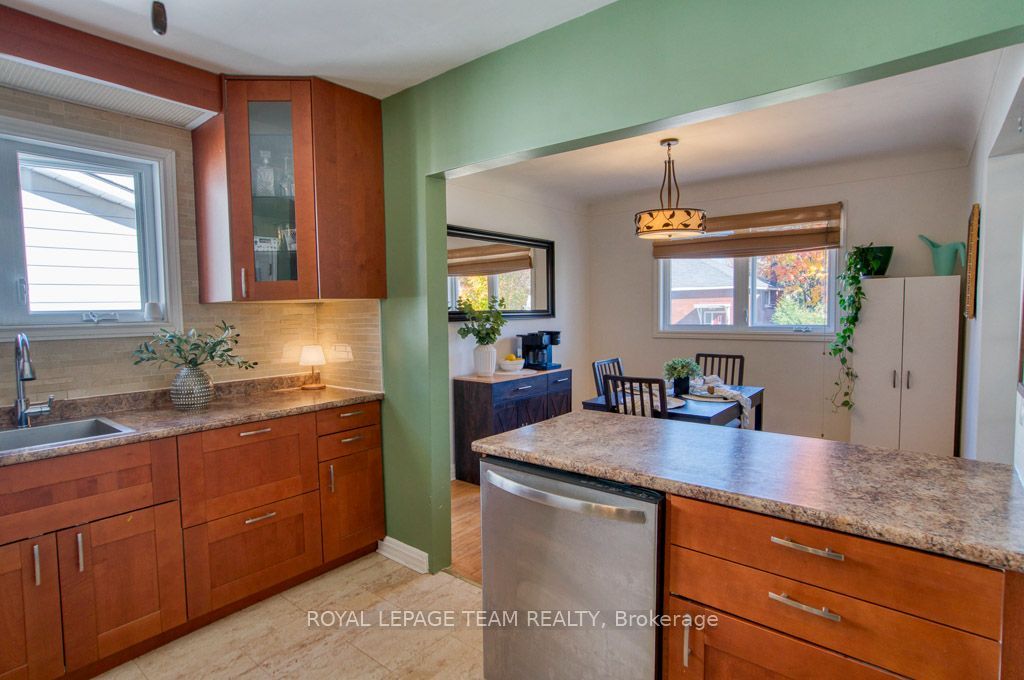 196 Allison Avenue Property Photo 14