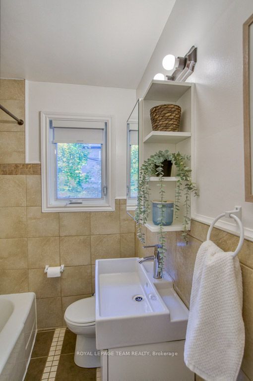 196 Allison Avenue Property Photo 22