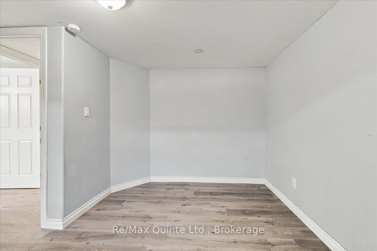 70 Ashley Street Property Photo 30