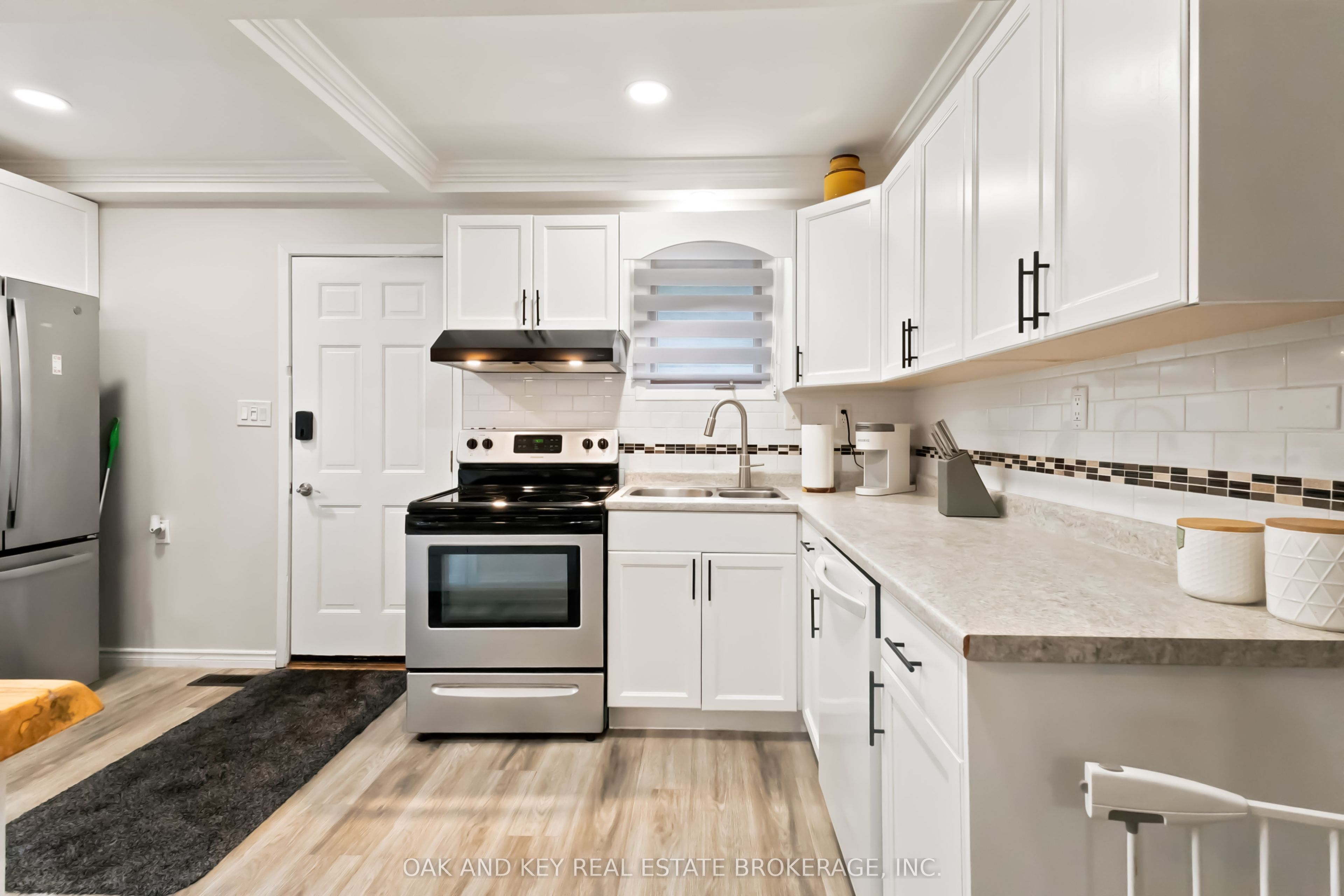 1 Vanier Place Property Photo 11