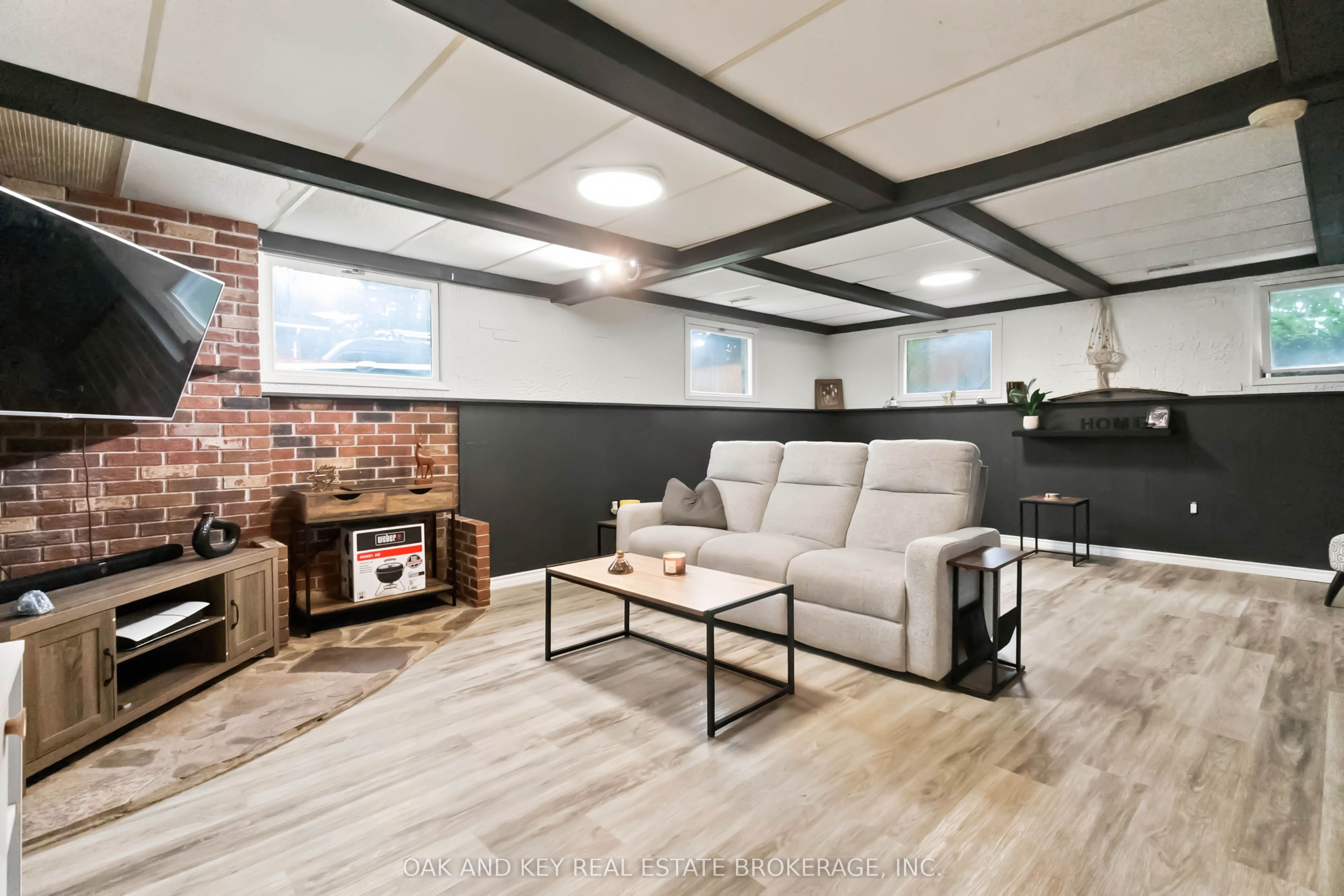 1 Vanier Place Property Photo 22