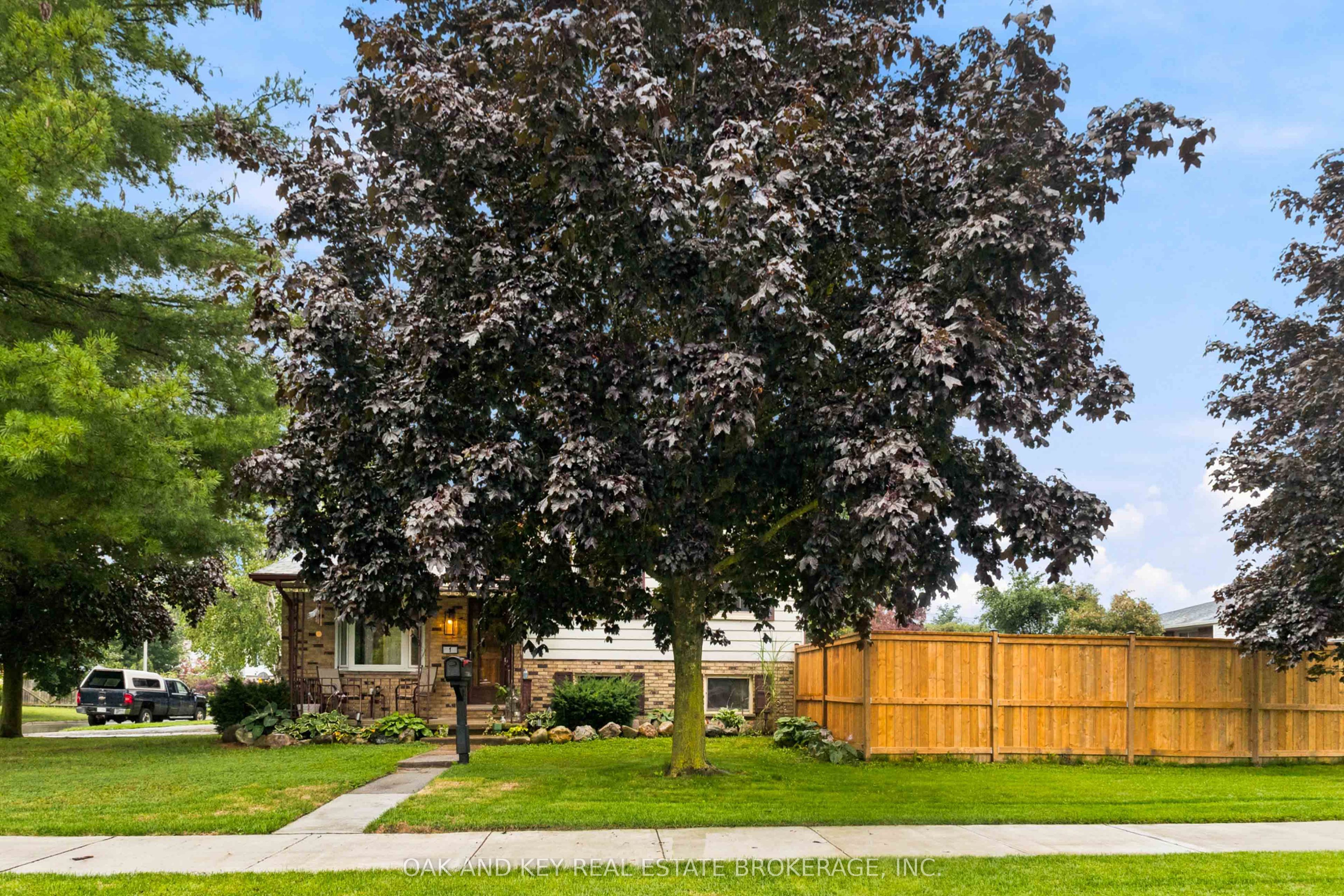 1 Vanier Place Property Photo 32