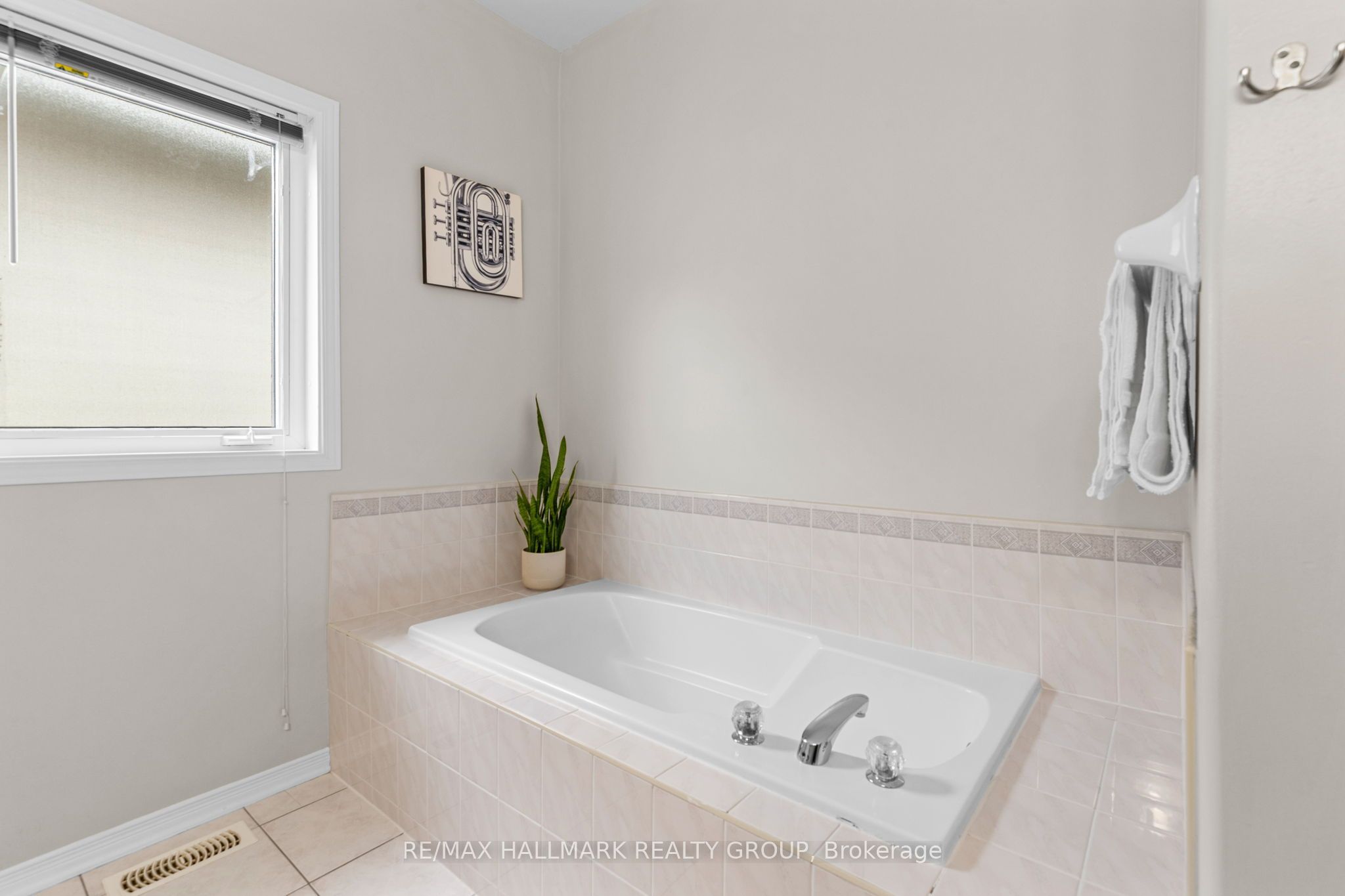 5 Rayburn Street Property Photo 13