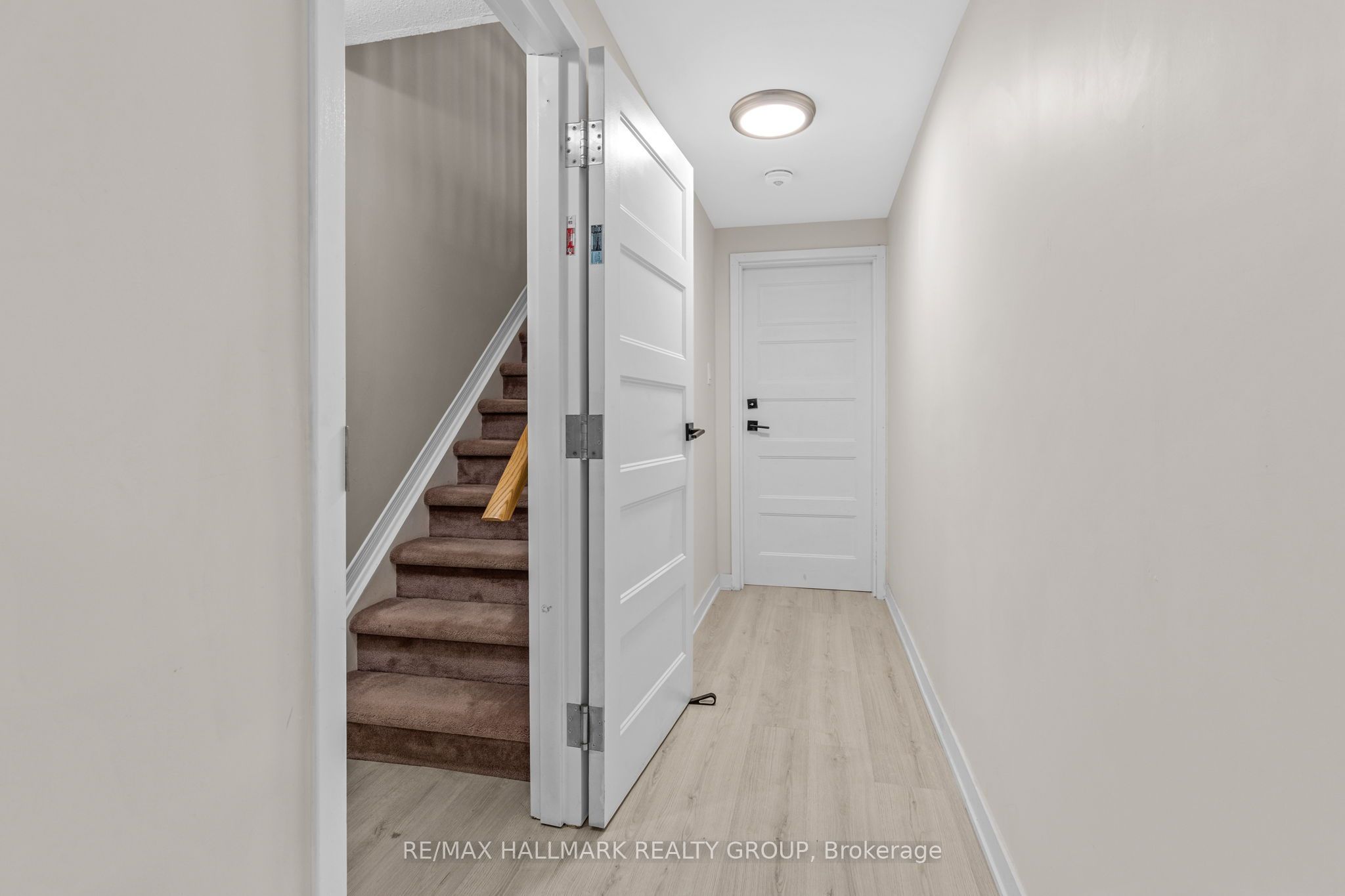 5 Rayburn Street Property Photo 19