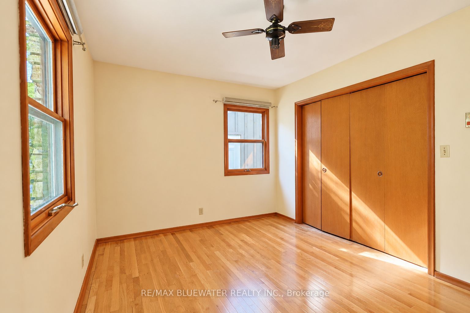 10138 Edmonds Boulevard Property Photo 16