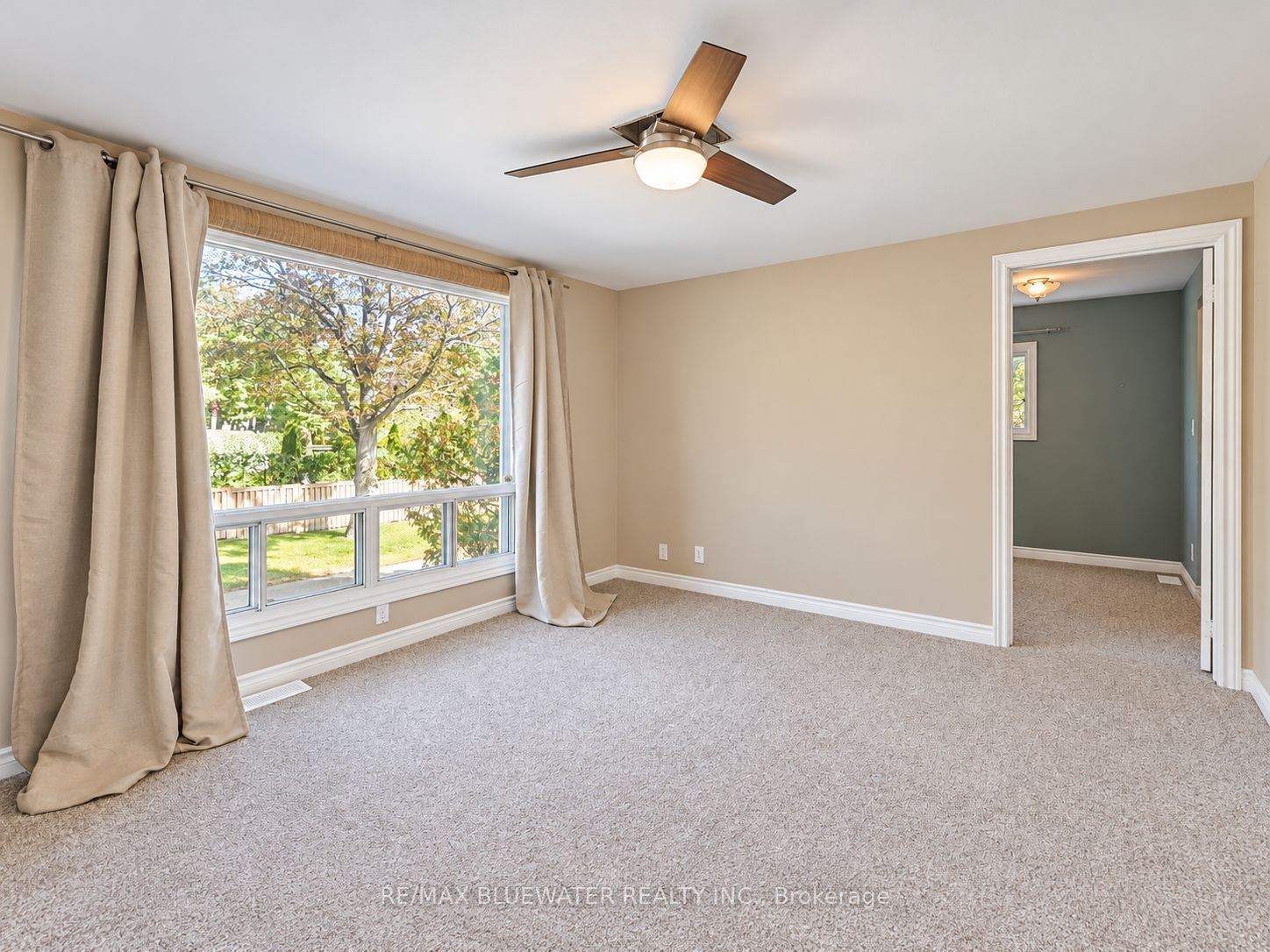 10138 Edmonds Boulevard Property Photo 36