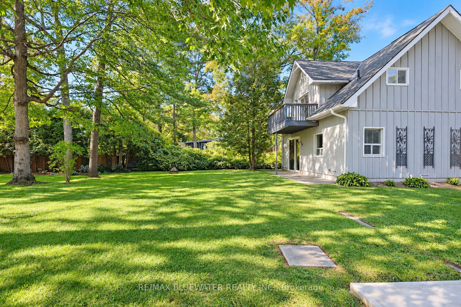 10138 Edmonds Boulevard Property Photo 45