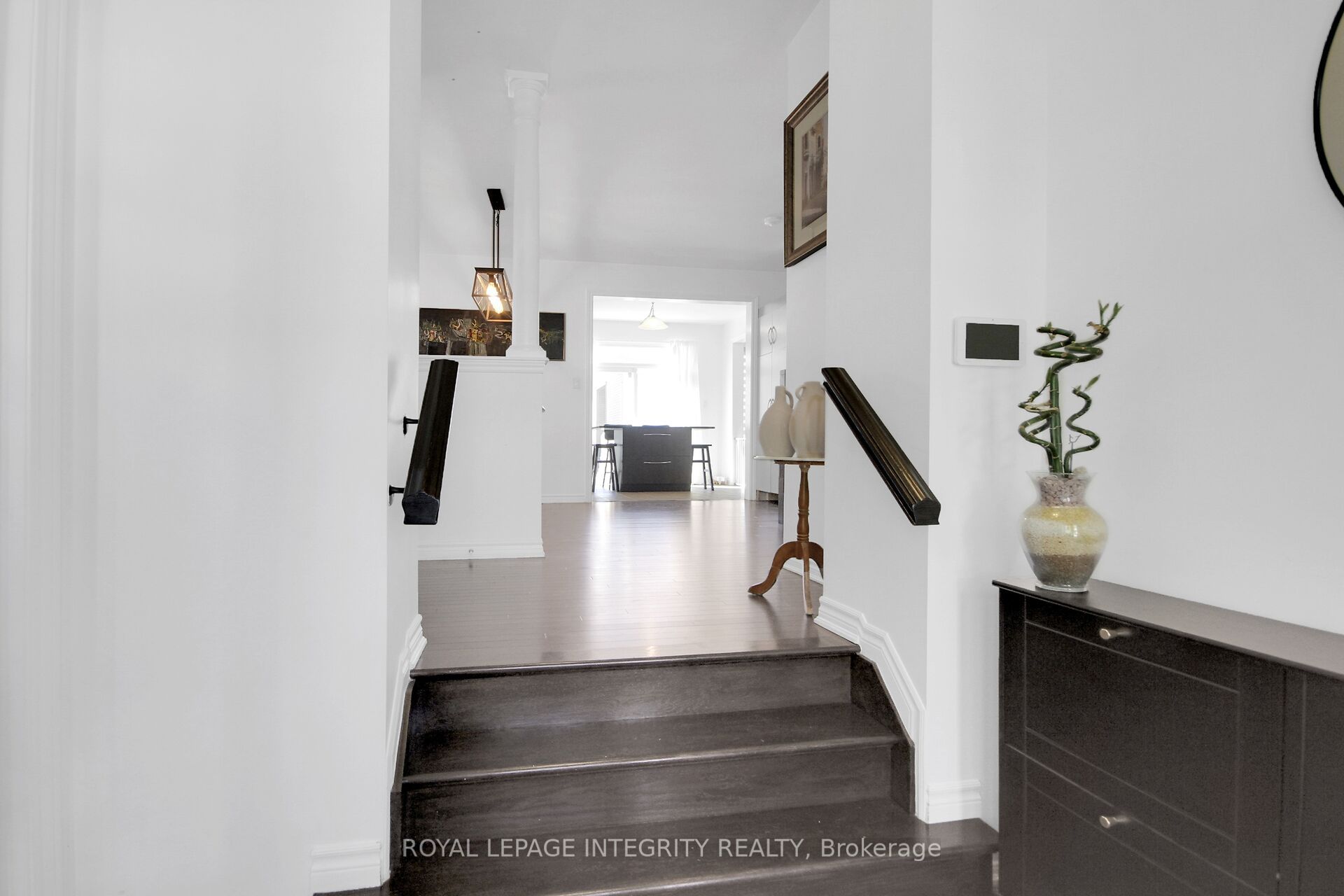 622 Silver Spruce Way Property Photo 4