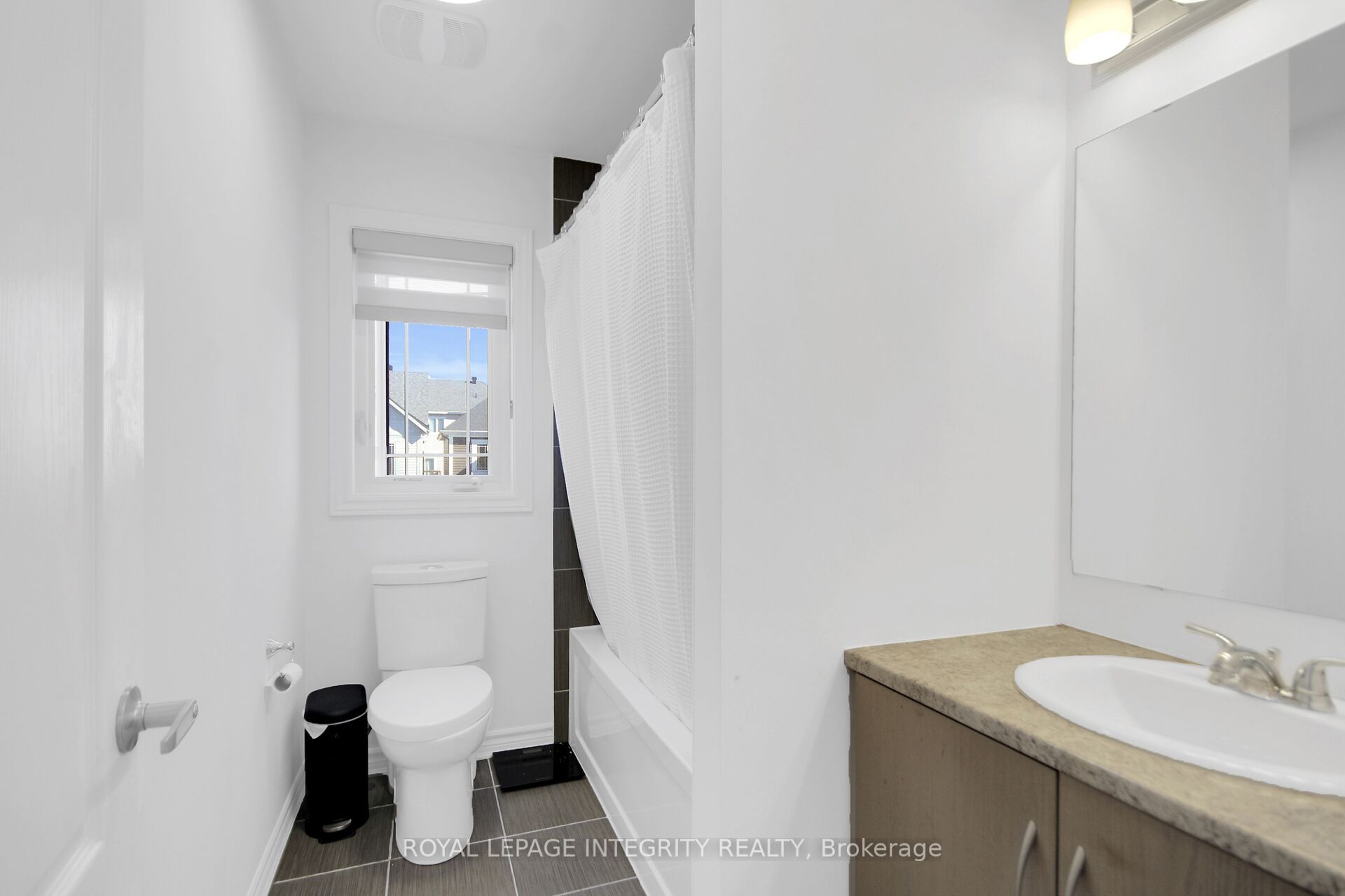 622 Silver Spruce Way Property Photo 30