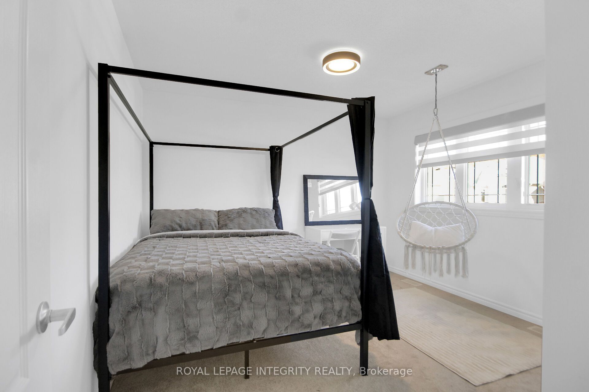622 Silver Spruce Way Property Photo 31