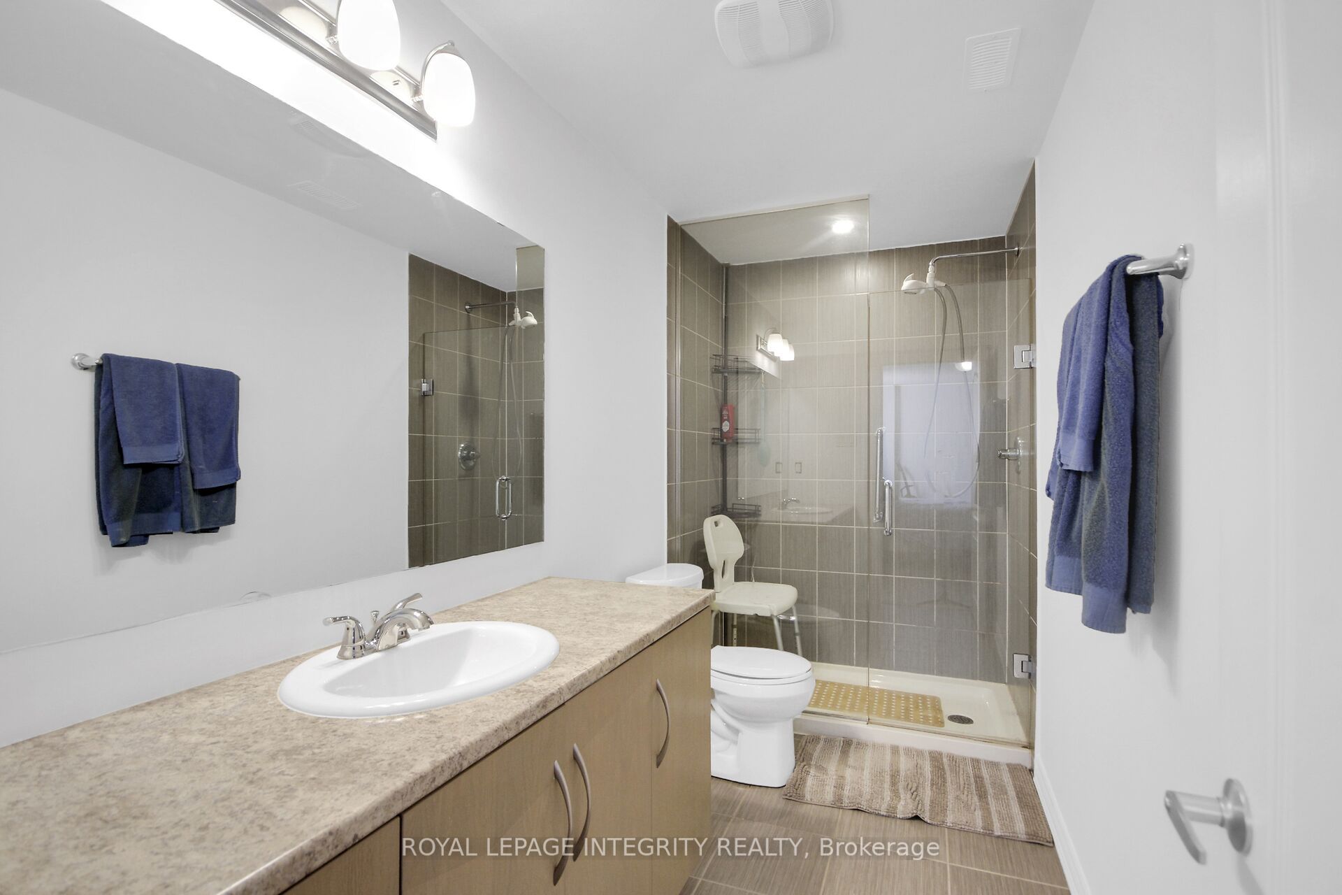 622 Silver Spruce Way Property Photo 34