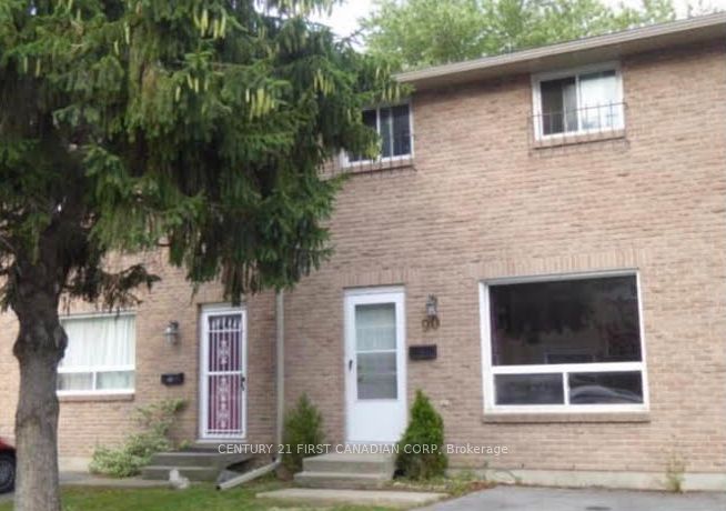 90 Rosemund Crescent Property Photo 1