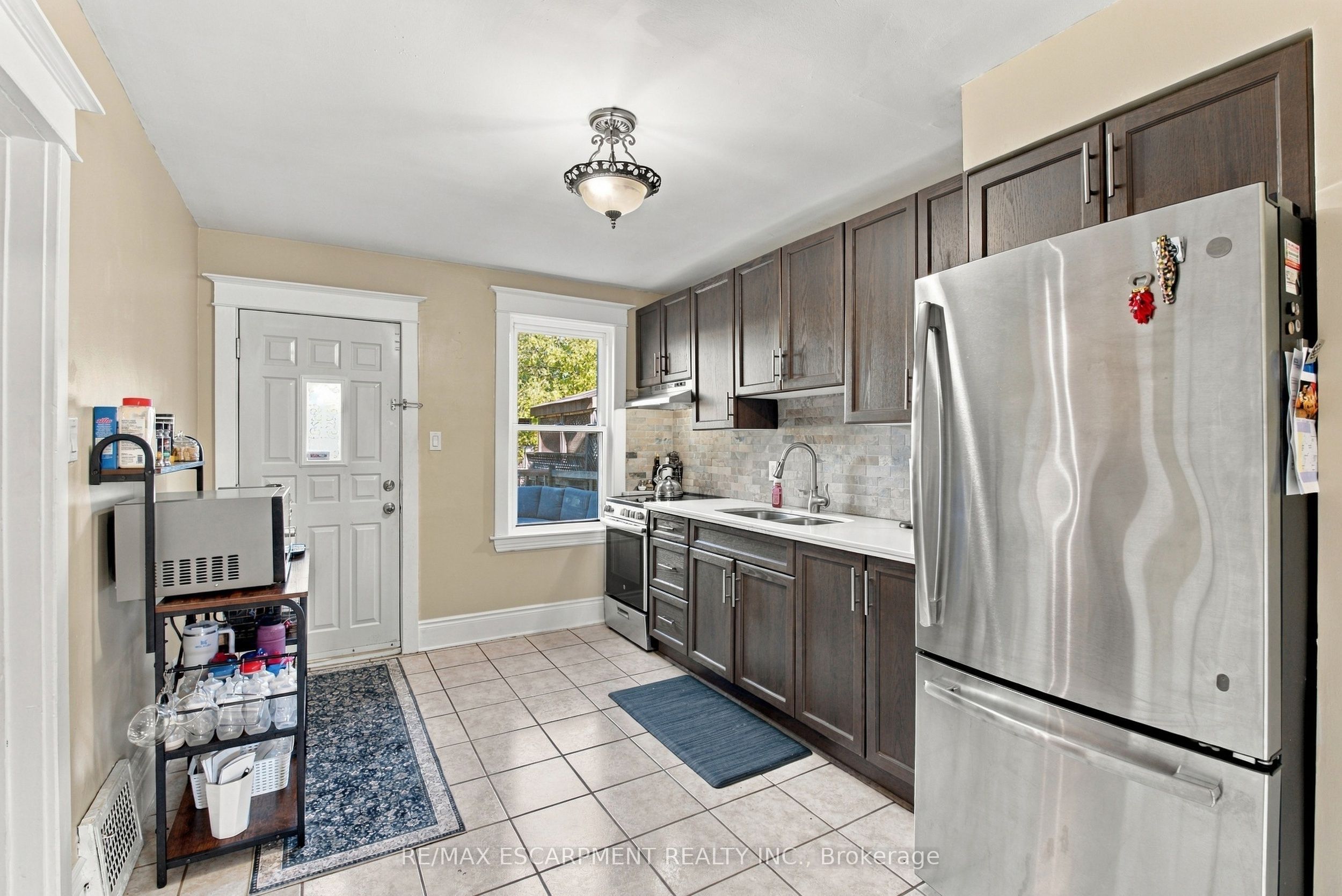 153 Albany Avenue Property Photo 13