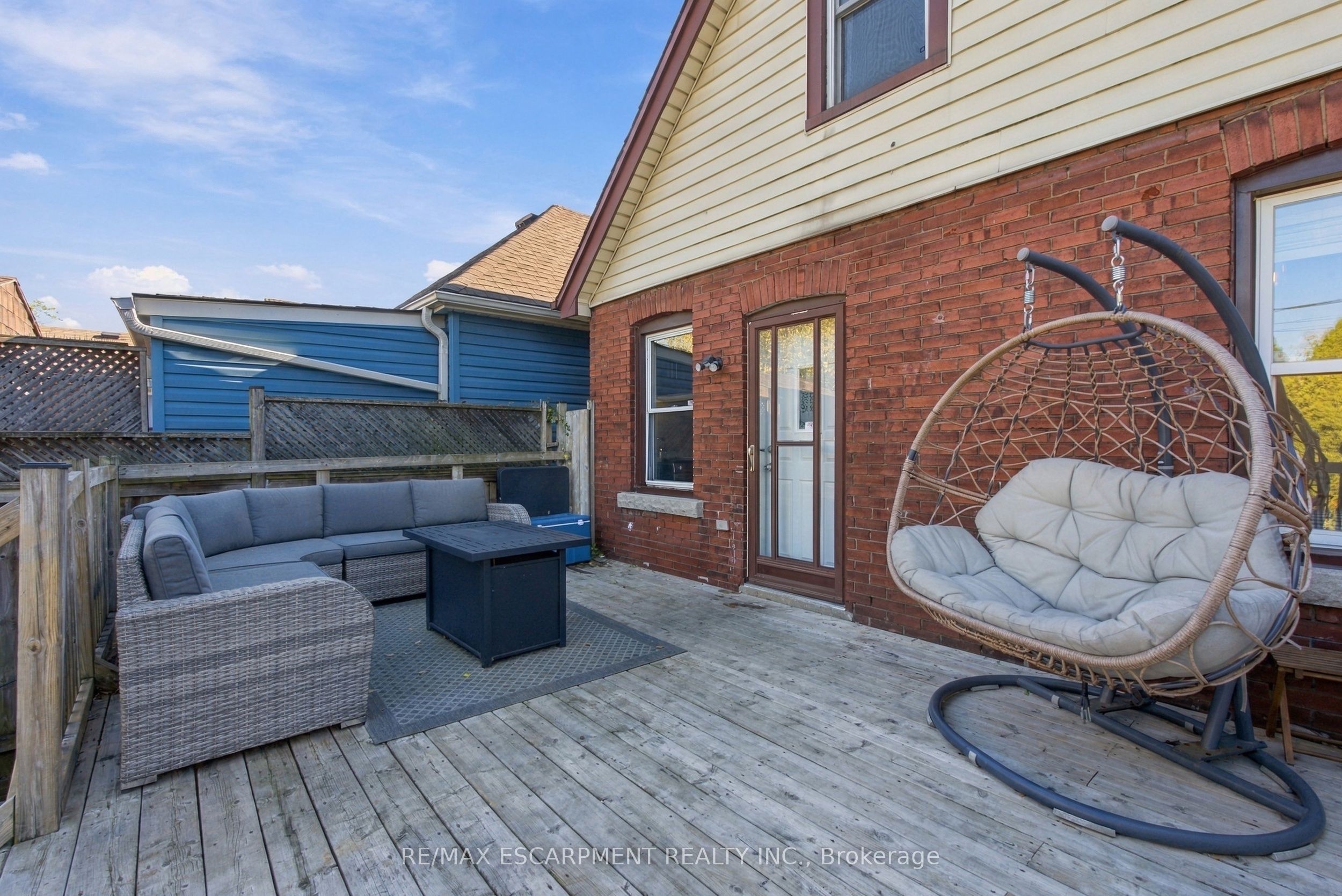 153 Albany Avenue Property Photo 27