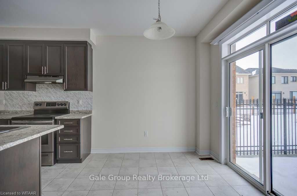 120 Chandler Terrace Property Photo 3