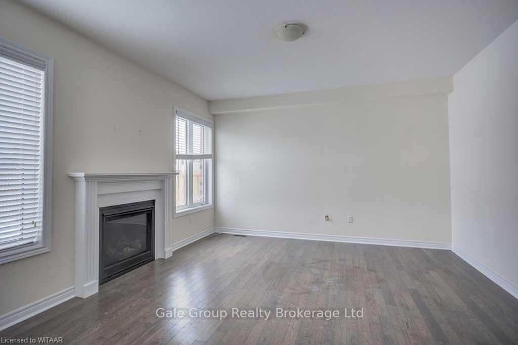 120 Chandler Terrace Property Photo 5