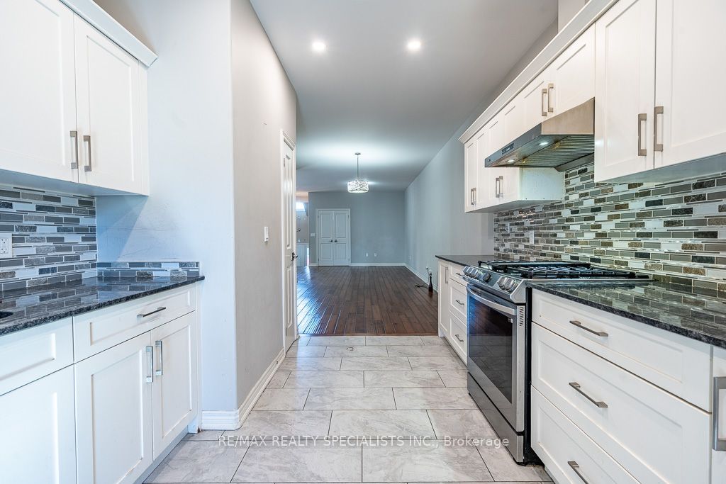 22 Elm Street Property Photo 17