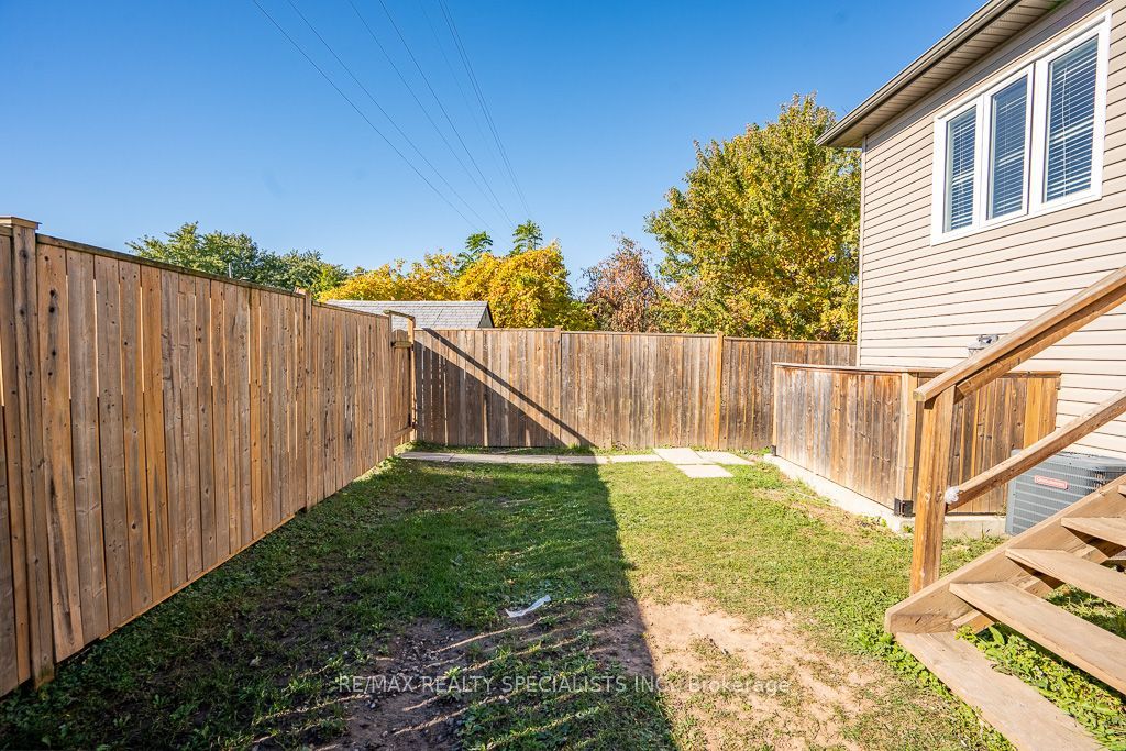 22 Elm Street Property Photo 32
