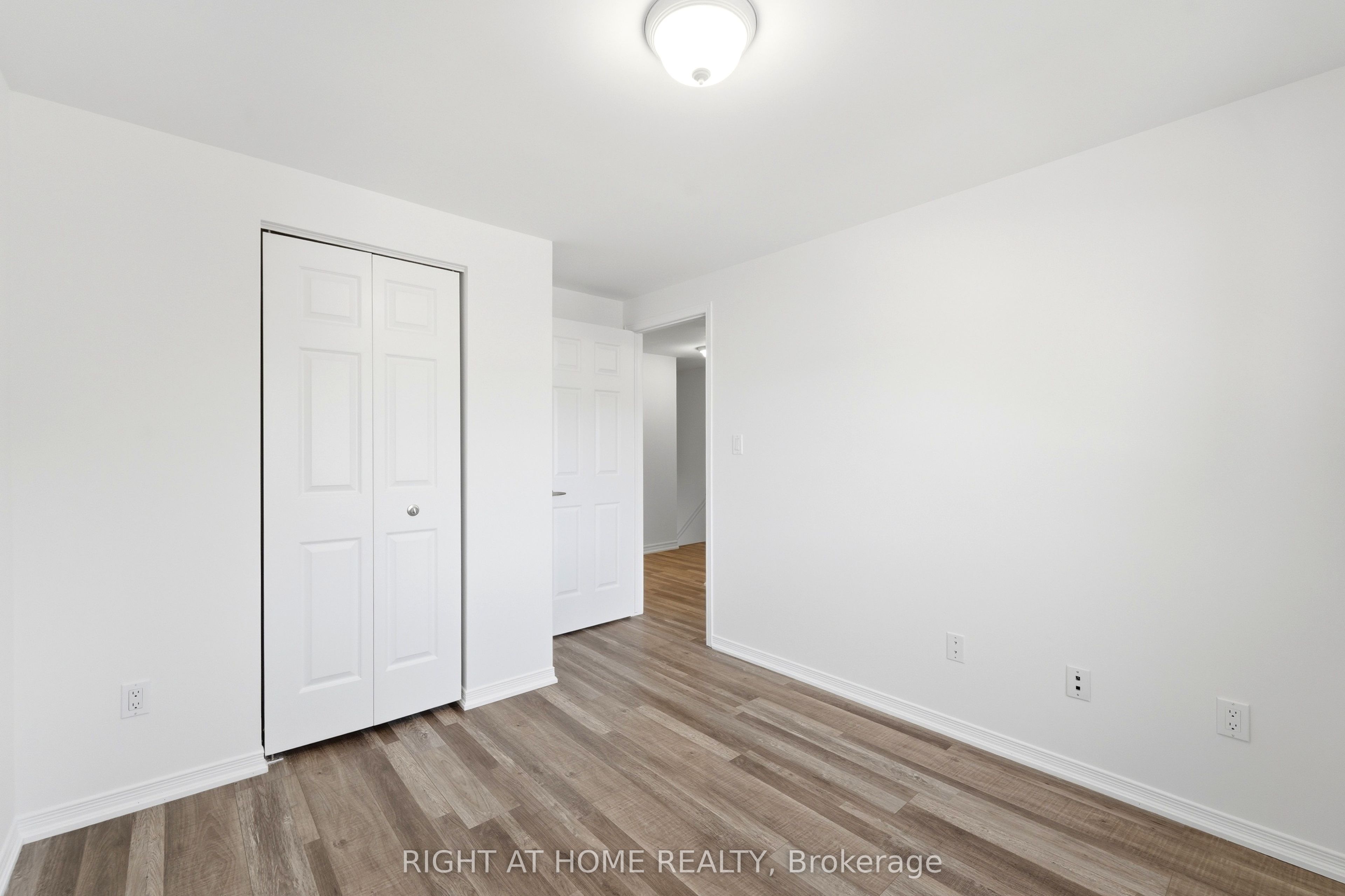 591 Eighth E 13 Property Photo 27
