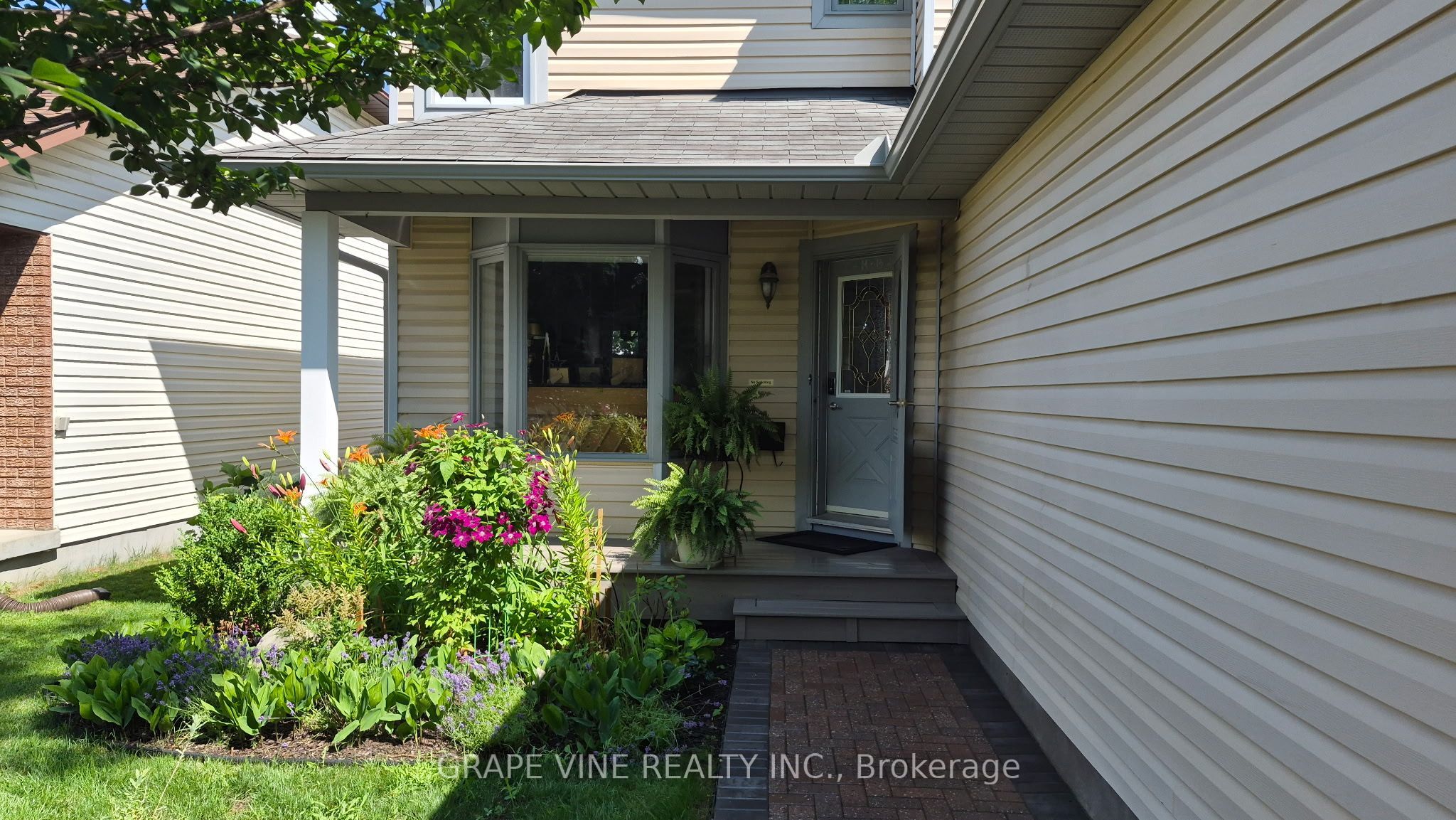 107 Tartan Drive Property Photo 6