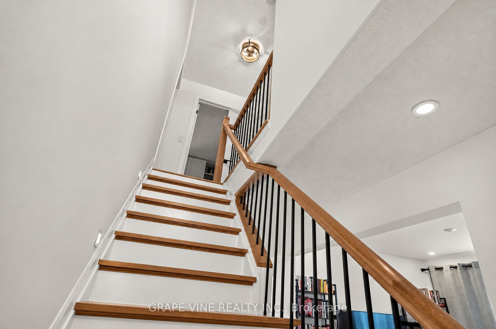 107 Tartan Drive Property Photo 32