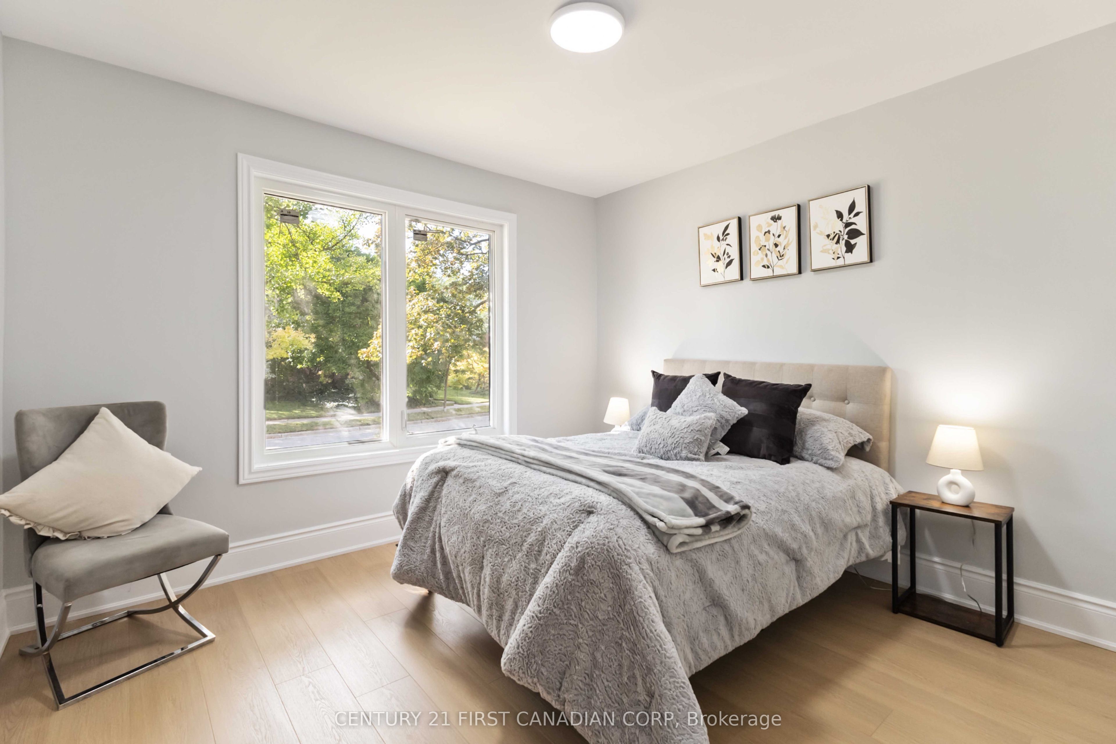 122 Windsor Crescent Property Photo 12
