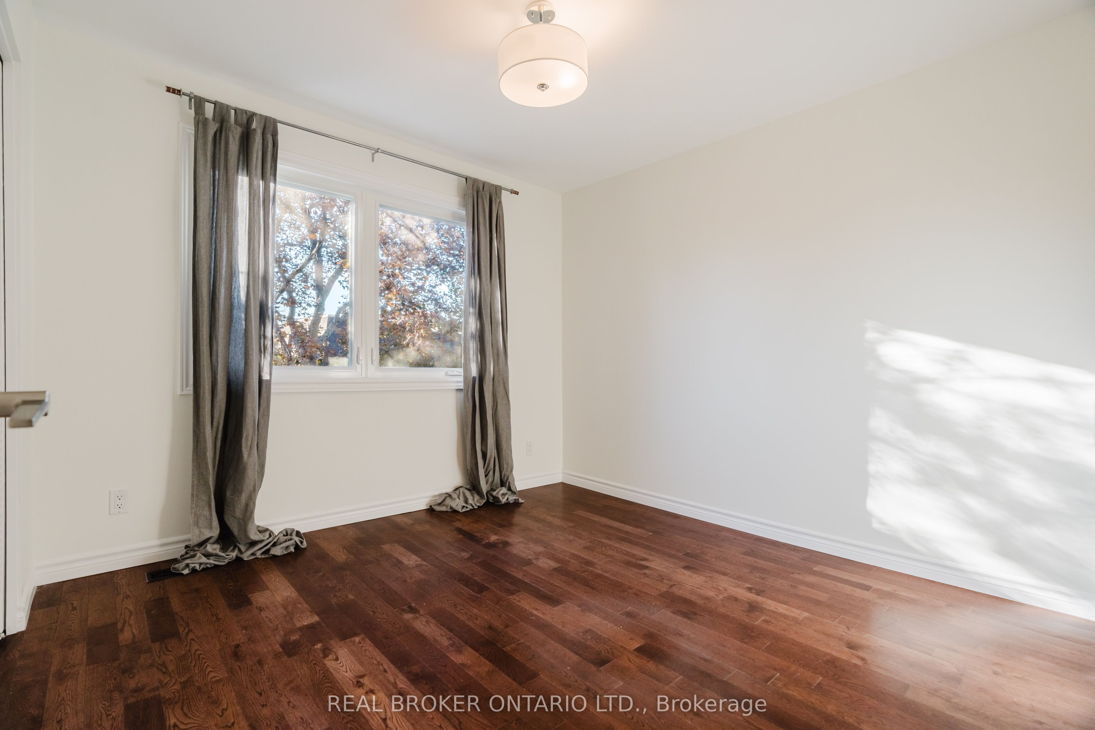 905 Plante Drive Property Photo 32