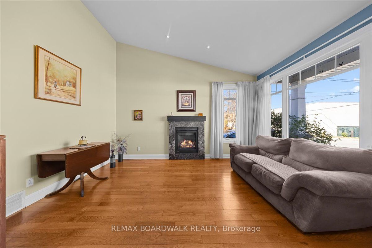131 Elizabeth Street Property Photo 8