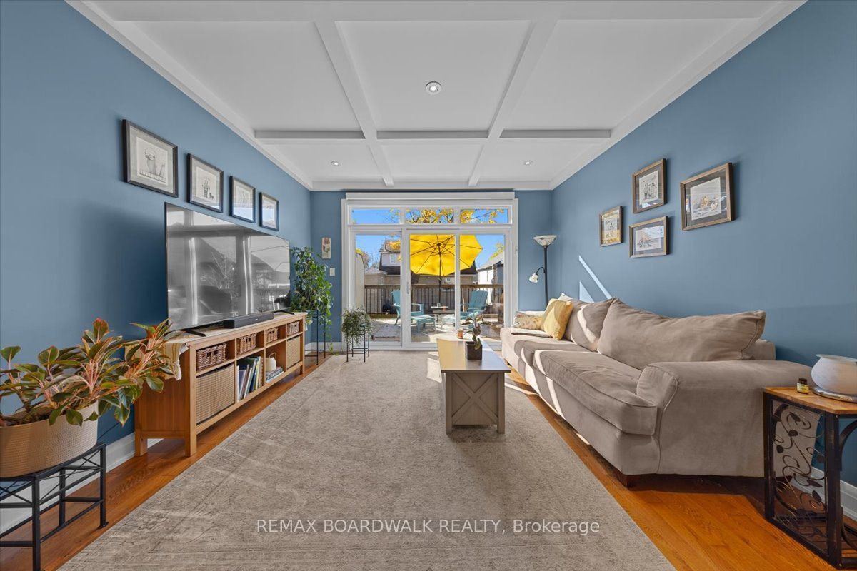 131 Elizabeth Street Property Photo 12