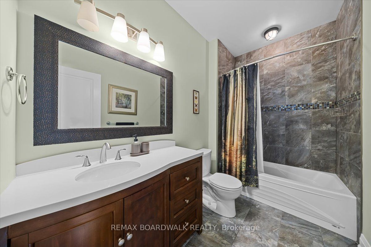 131 Elizabeth Street Property Photo 30
