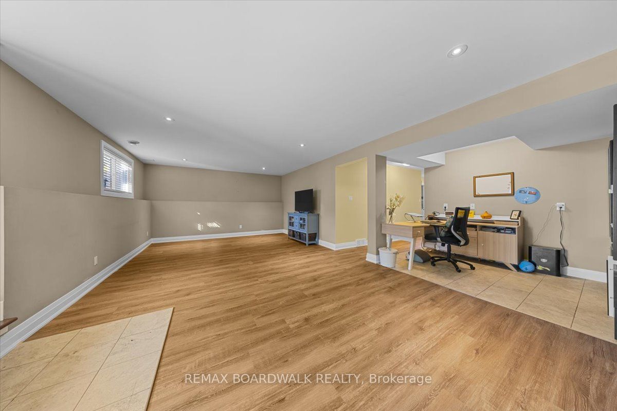 131 Elizabeth Street Property Photo 35
