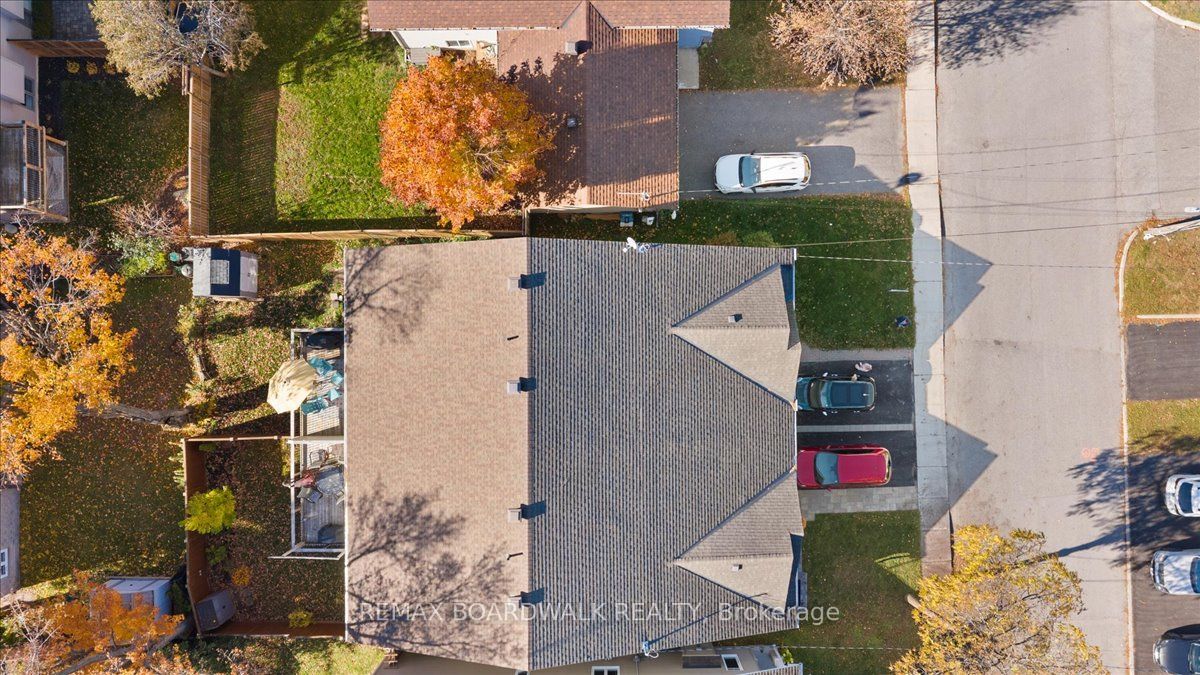 131 Elizabeth Street Property Photo 49