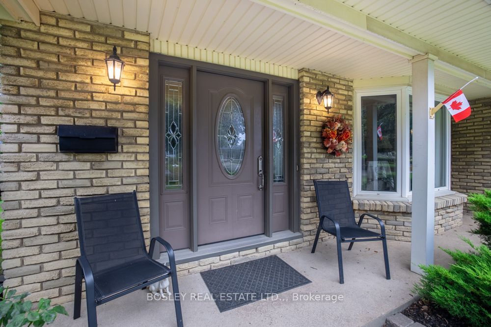 14 Ameer Drive Property Photo 2