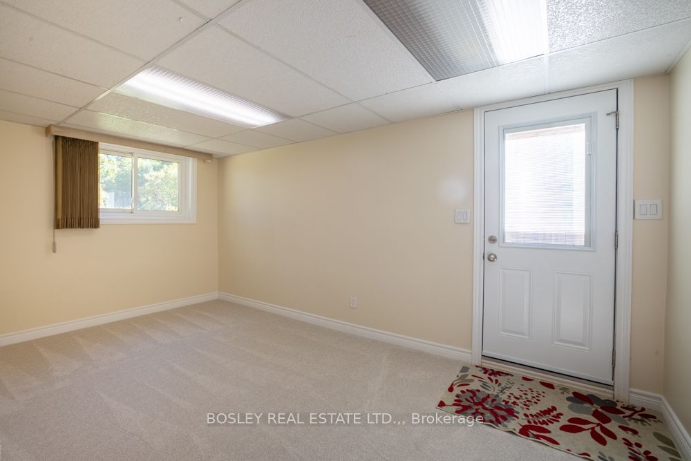 14 Ameer Drive Property Photo 42