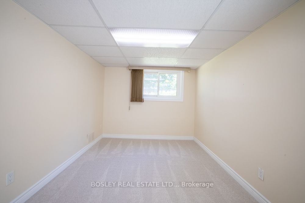 14 Ameer Drive Property Photo 43