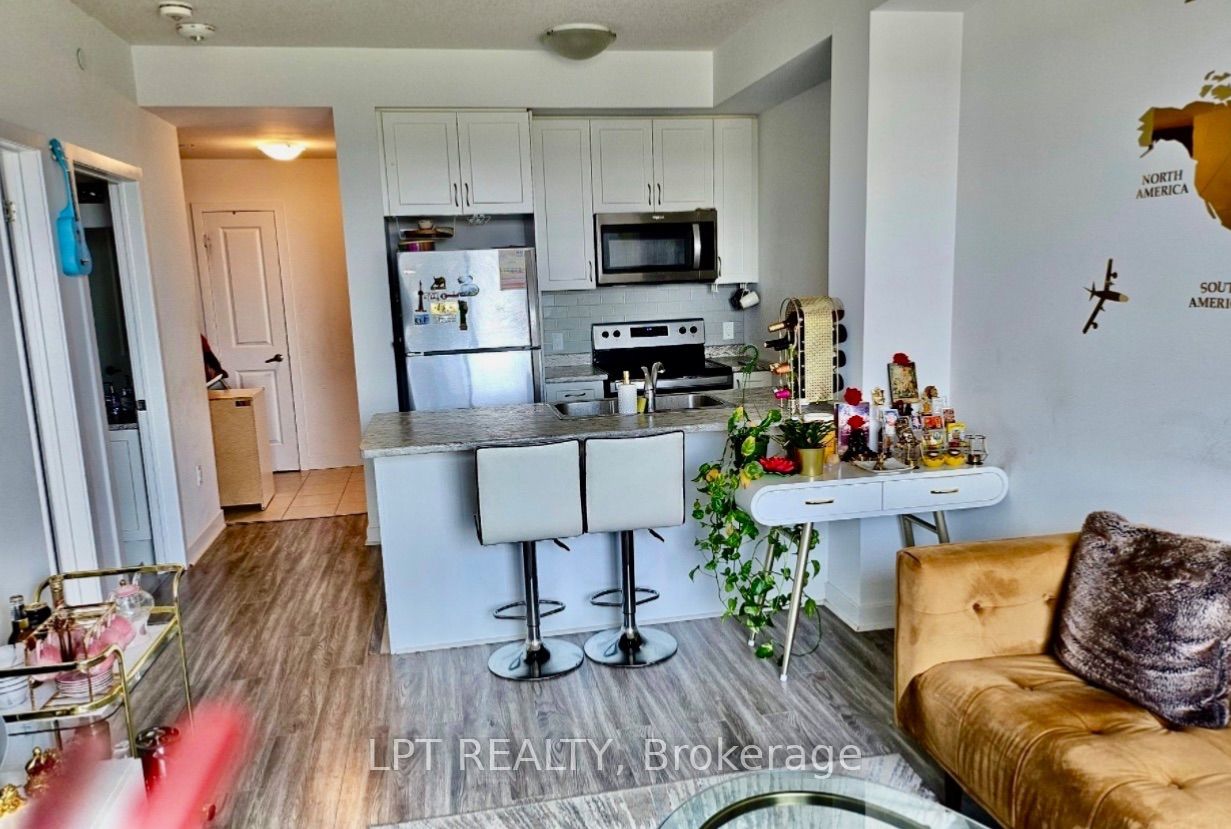 450 Dundas Street E 912 Property Photo 9