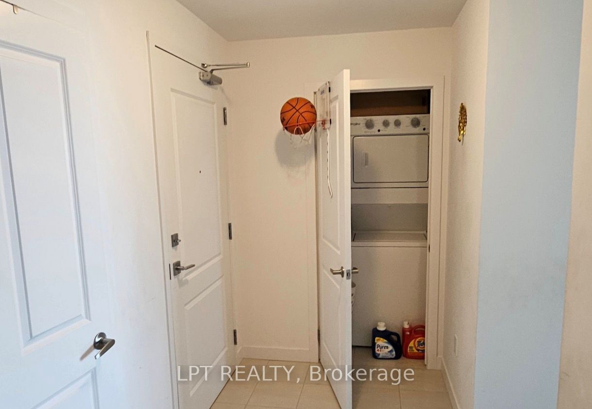 450 Dundas Street E 912 Property Photo 13