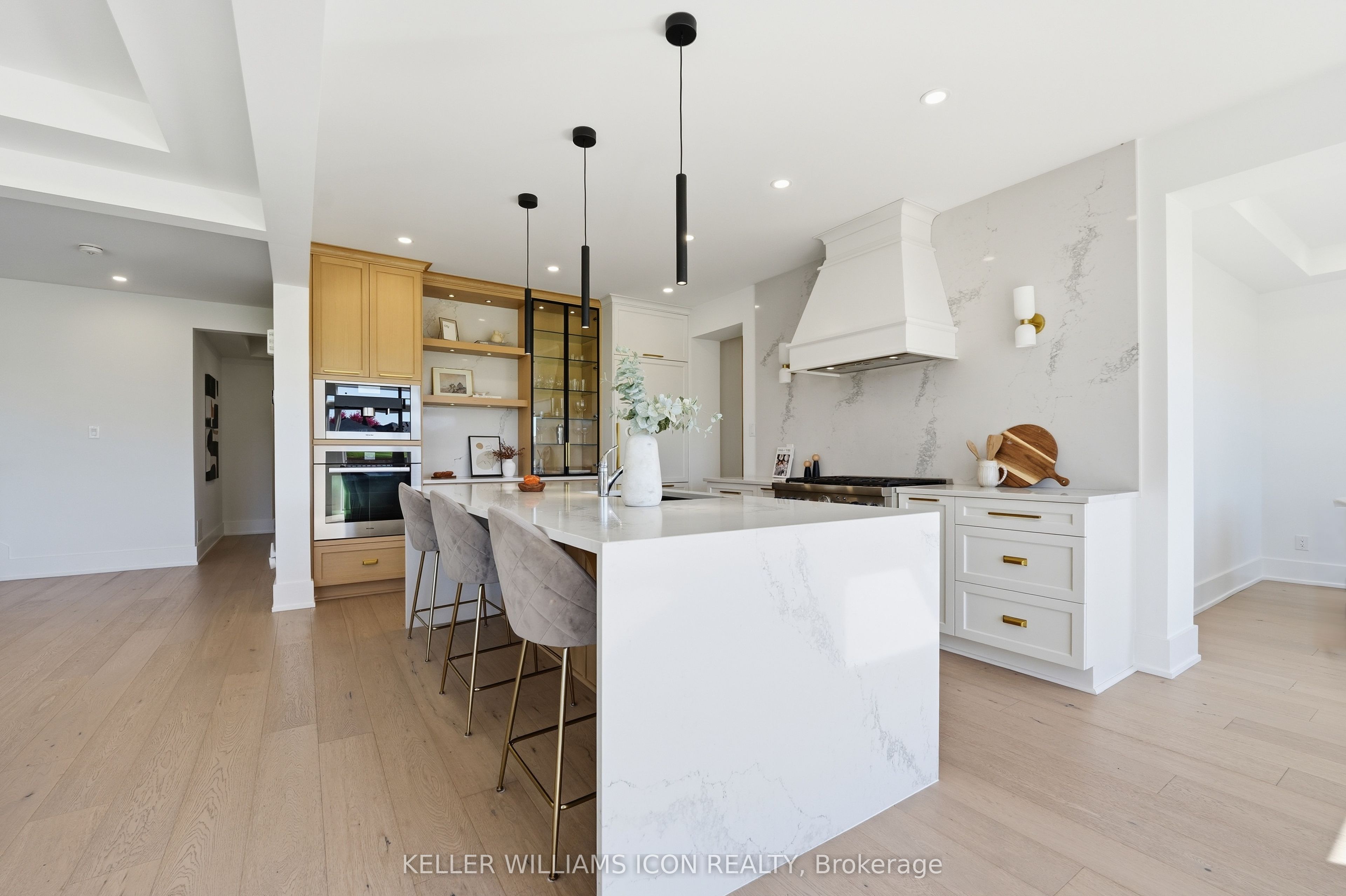 711 Fenwick Way Property Photo 14