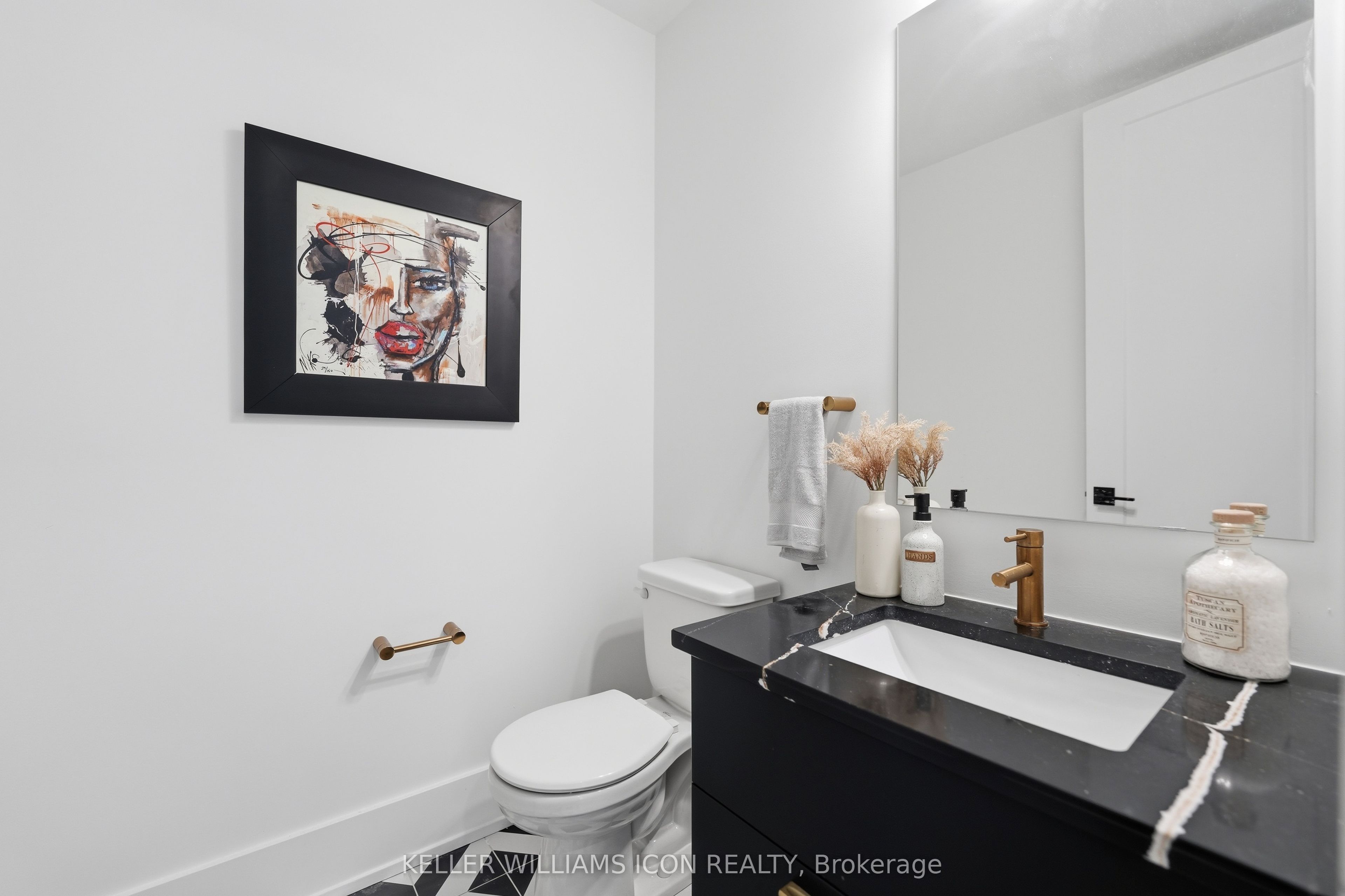 711 Fenwick Way Property Photo 27