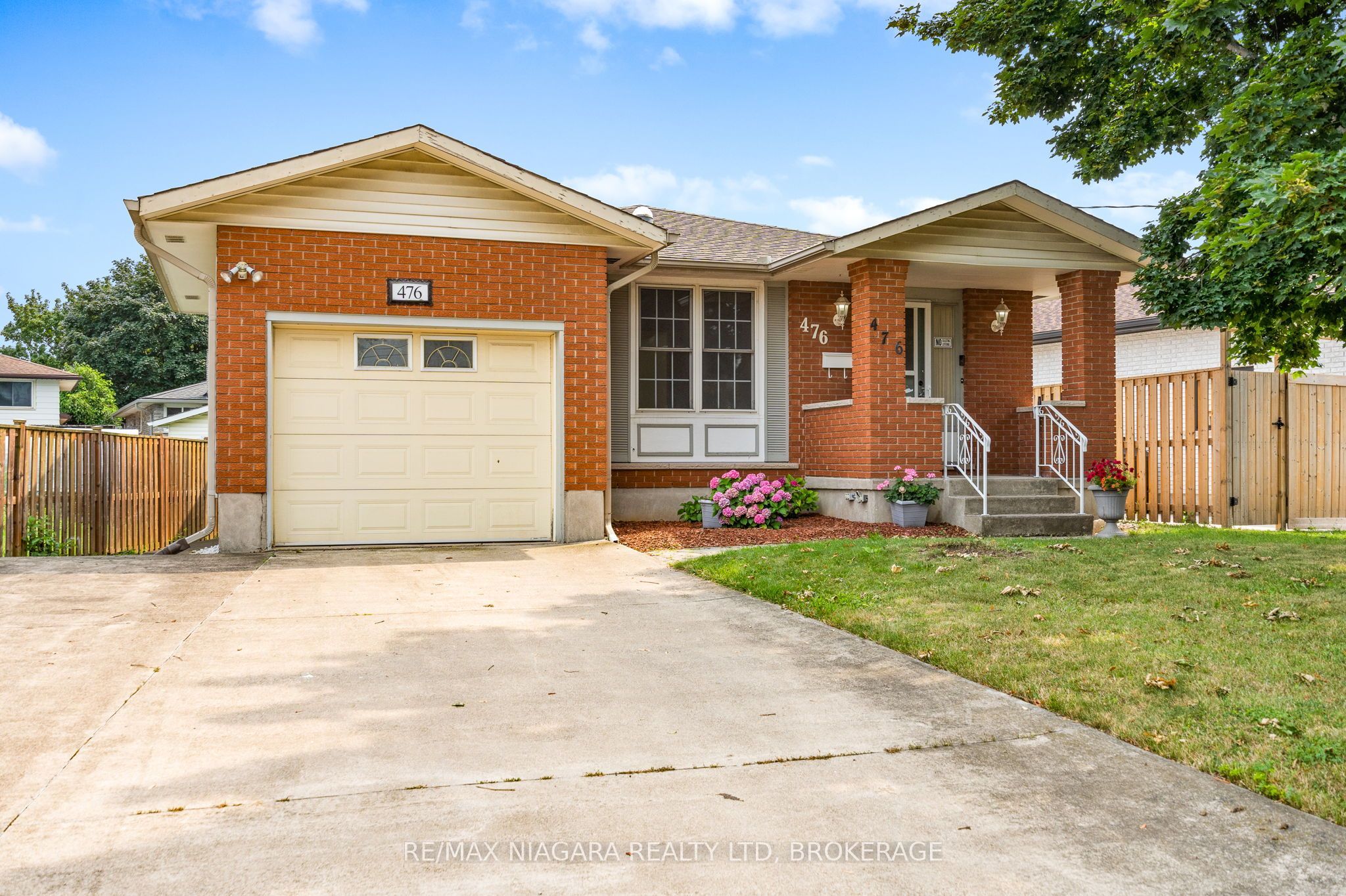 476 Scott Street Property Photo 1