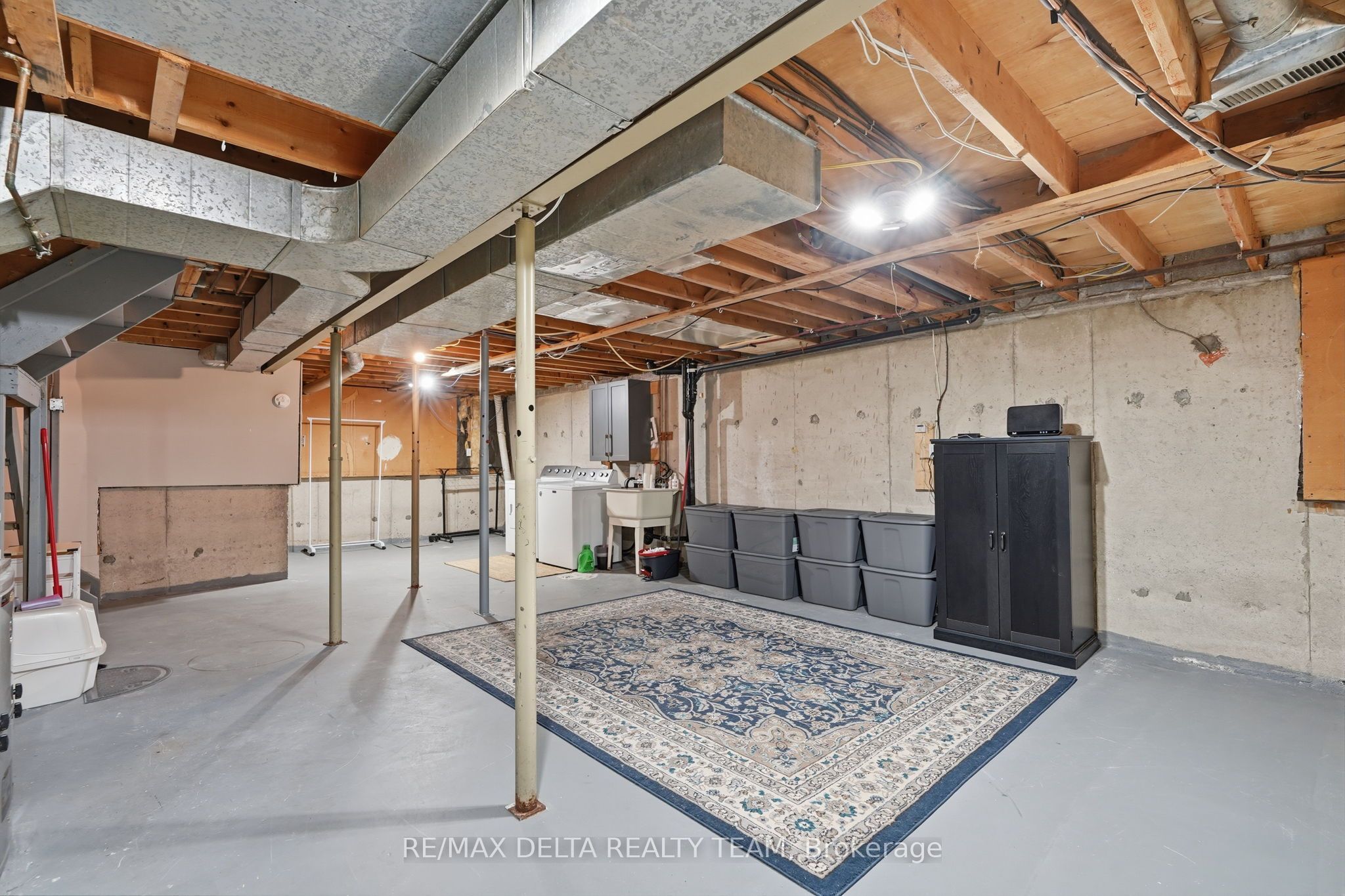 6917 Bilberry Drive Property Photo 16