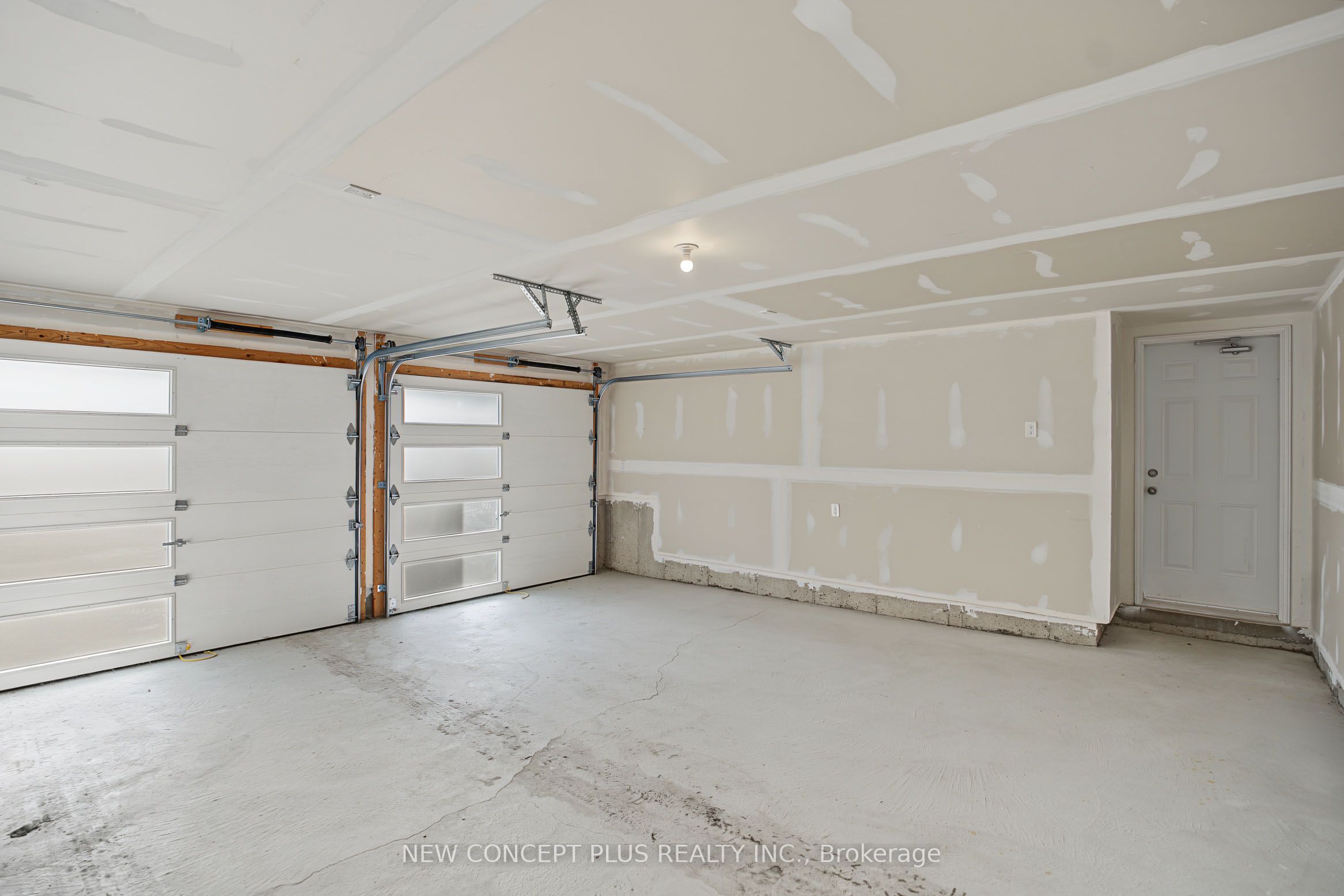 997 Trailsview Avenue Property Photo 35