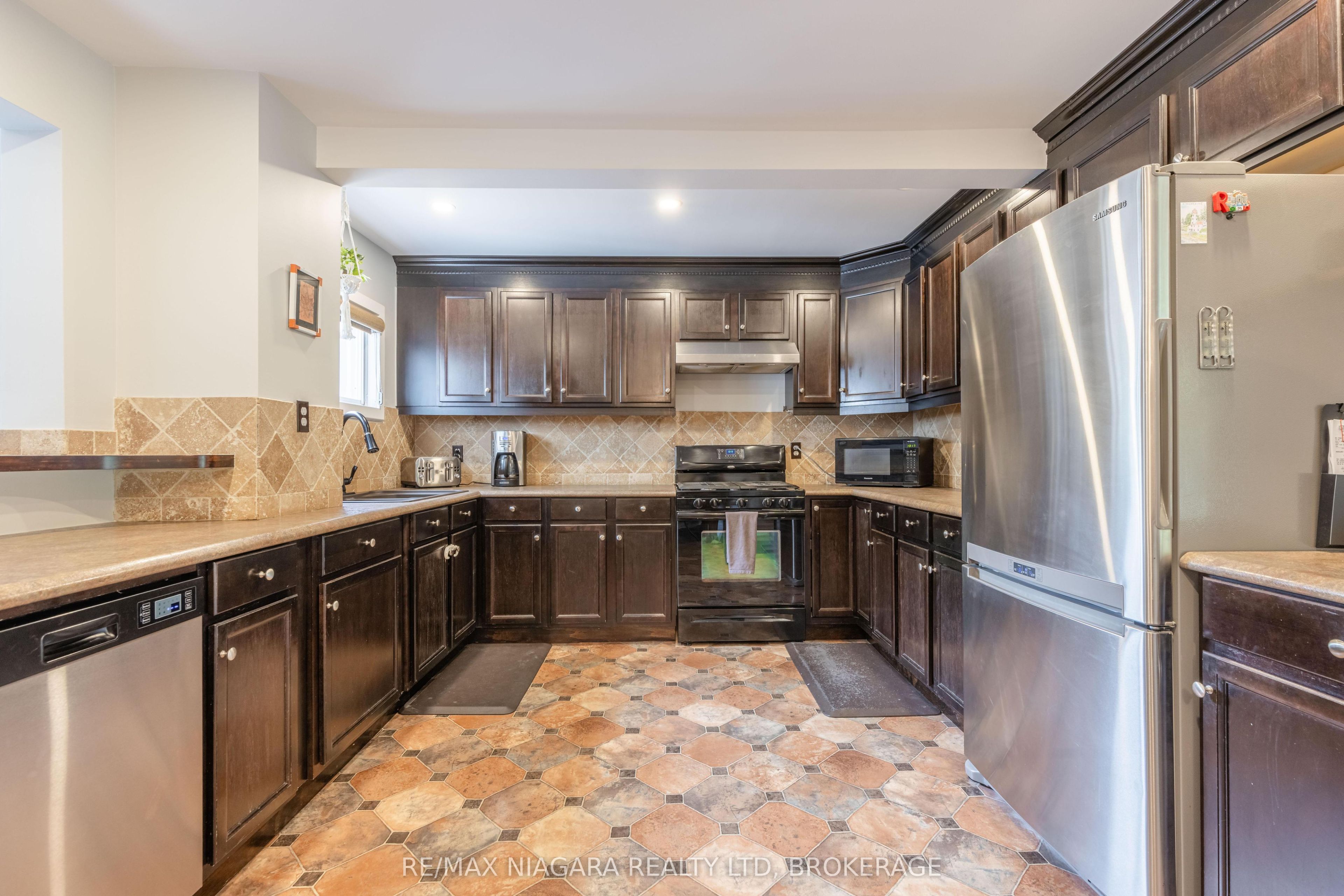 93 First Street Property Photo 8