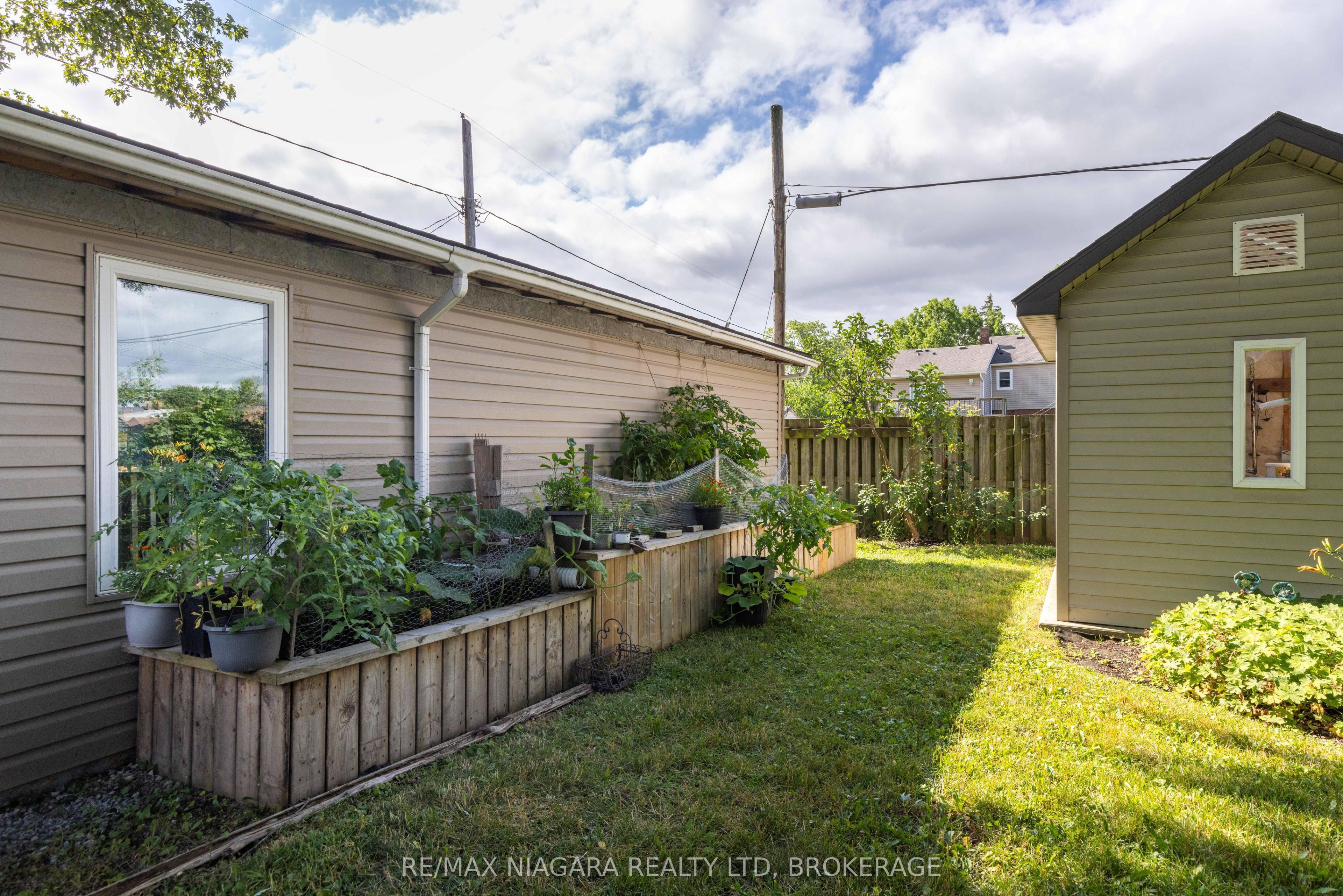 93 First Street Property Photo 22